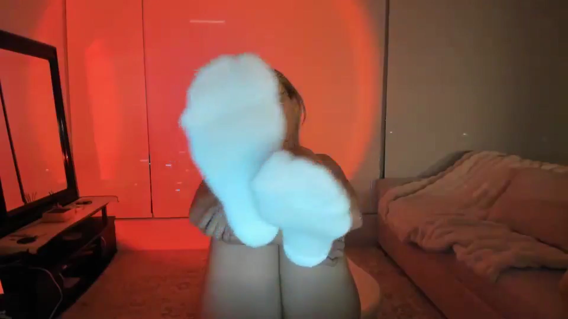 Gallery image thumbnail from Chloeluv7's myfreecams stream on, 03/25/2026, 06:45 image 13 of 20