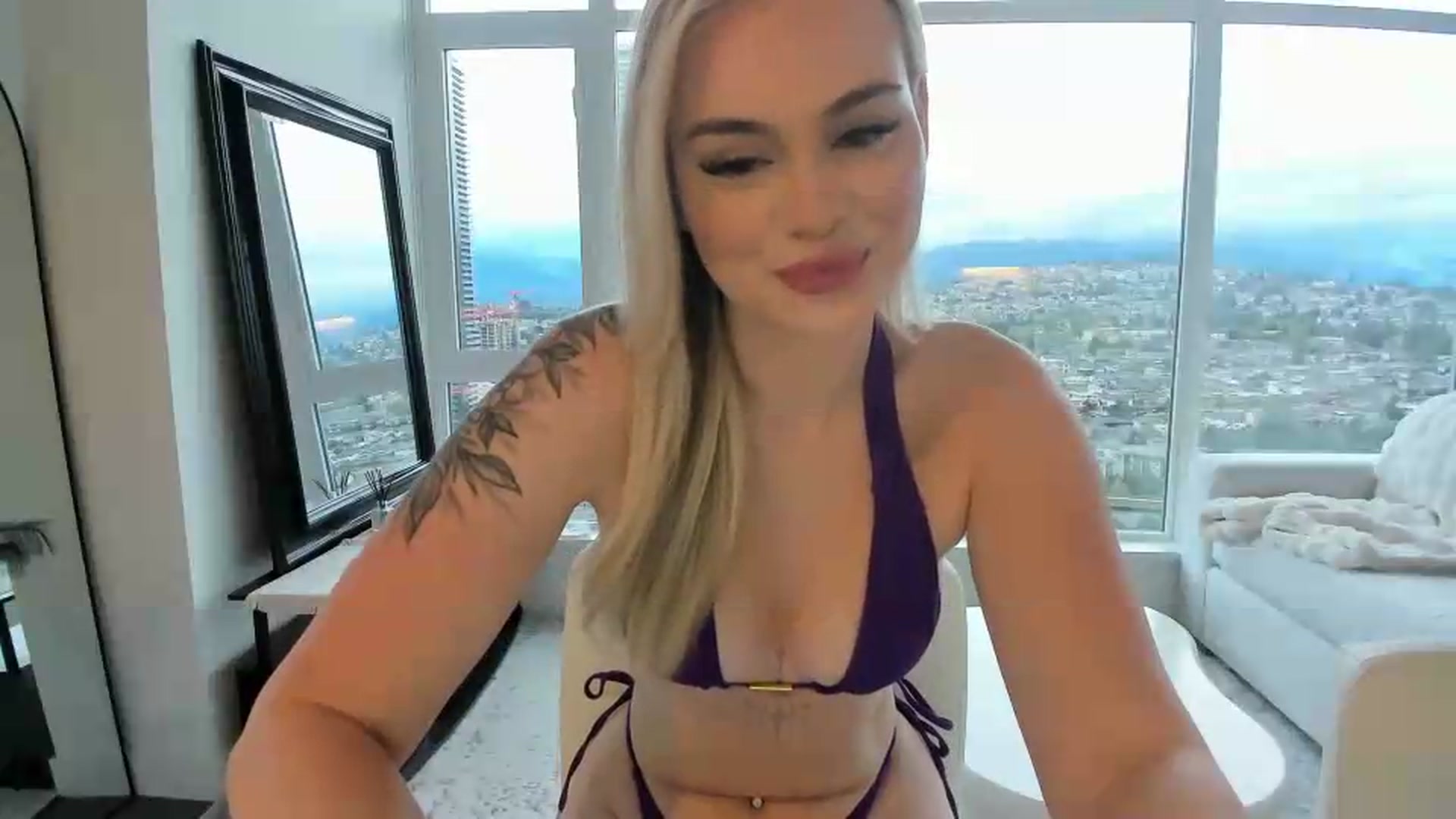 Gallery image thumbnail from Chloeluv7's myfreecams stream on, 05/16/2026, 03:26 image 12 of 20