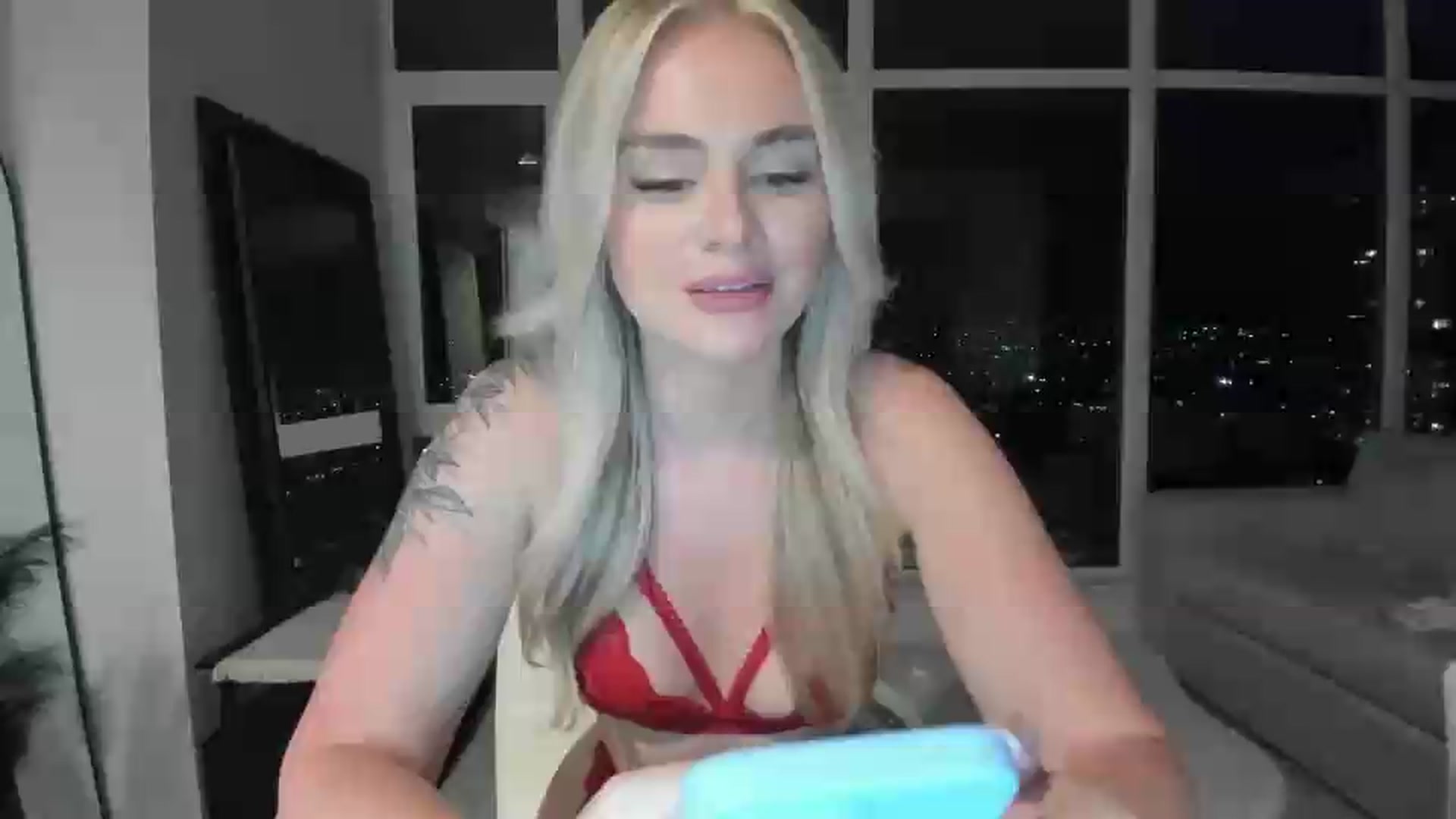 Gallery image thumbnail from Chloeluv7's myfreecams stream on, 05/25/2026, 07:35 image 18 of 20
