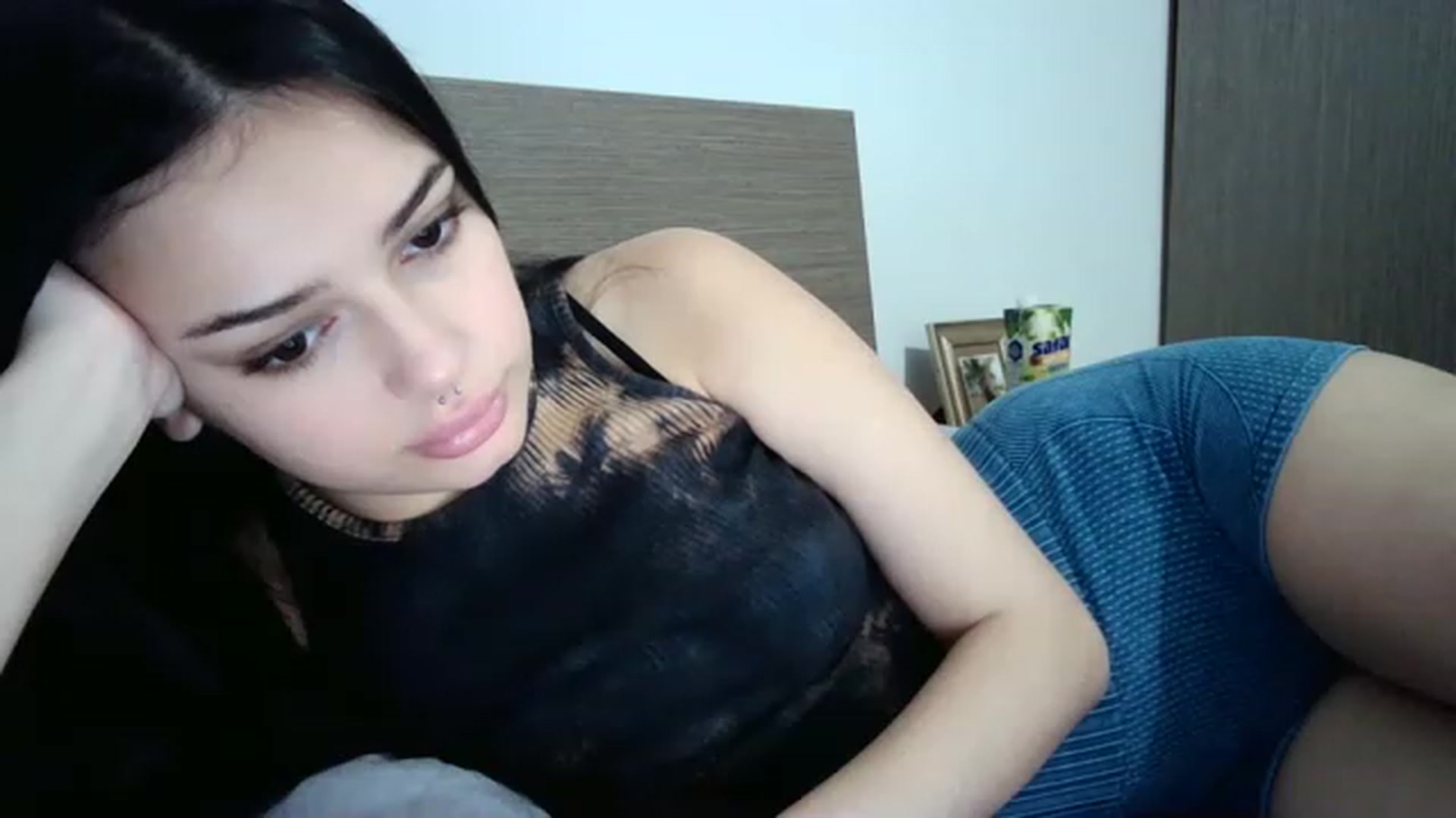 Gallery image thumbnail from Choccco's myfreecams stream on, 03/15/2023, 02:33 image 15 of 20