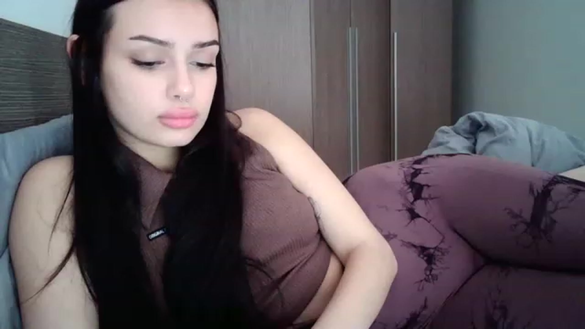 Gallery image thumbnail from Choccco's myfreecams stream on, 03/17/2023, 08:49 image 1 of 20