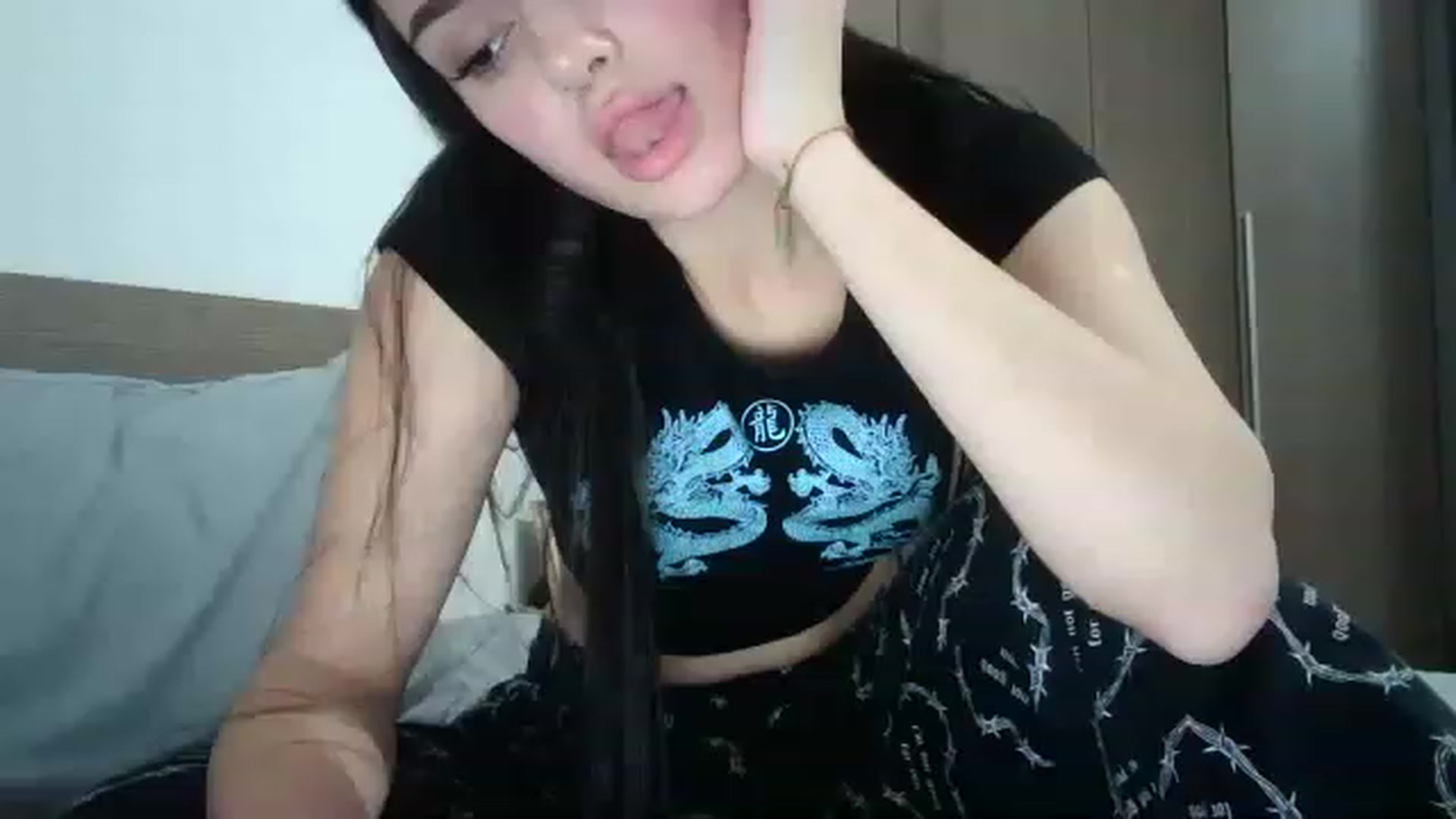 Gallery image thumbnail from ChocoPiiie_'s myfreecams stream on, 11/15/2022, 04:30 image 1 of 20