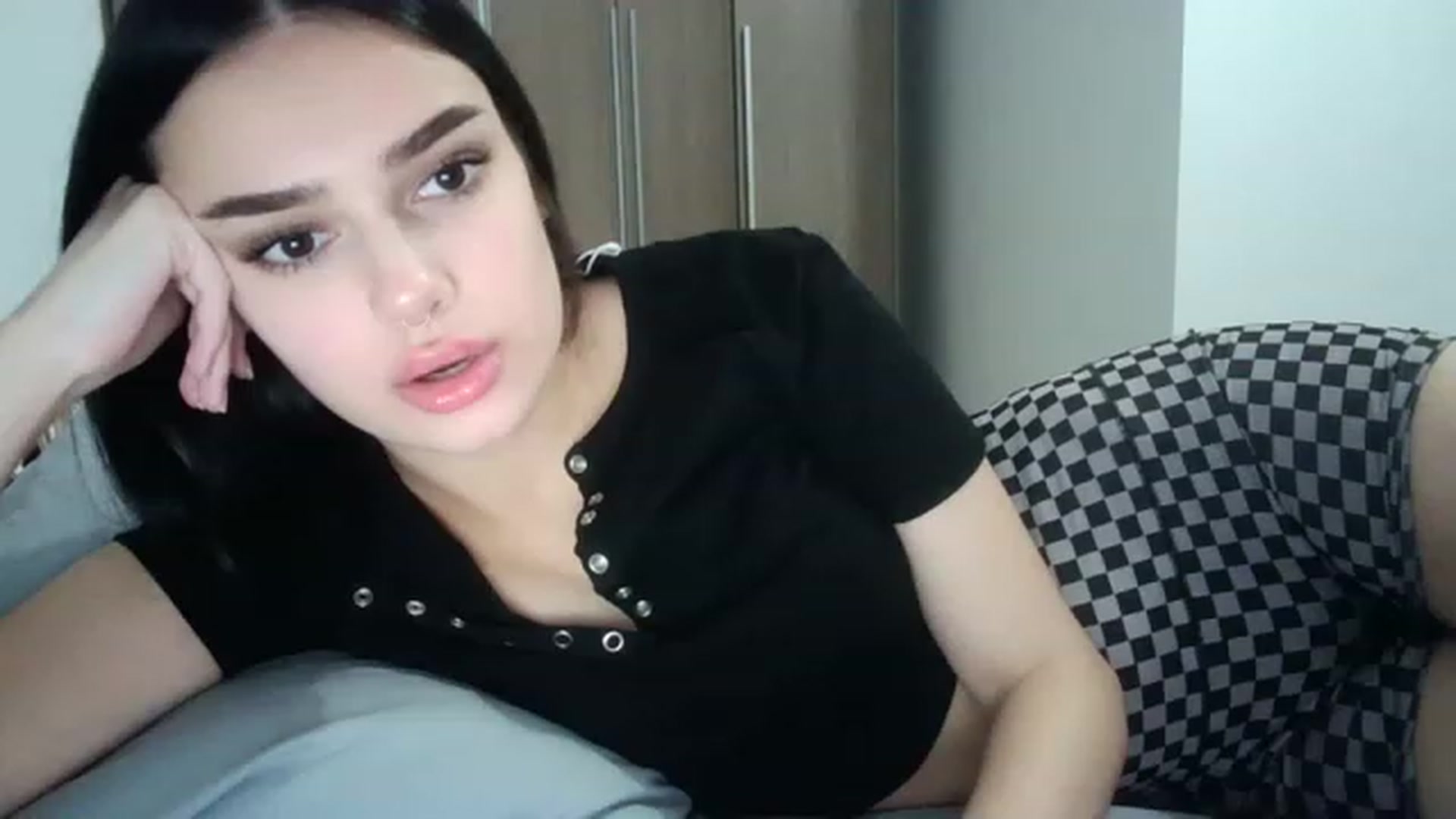 Gallery image thumbnail from ChocoPiiie_'s myfreecams stream on, 11/29/2022, 01:23 image 5 of 20