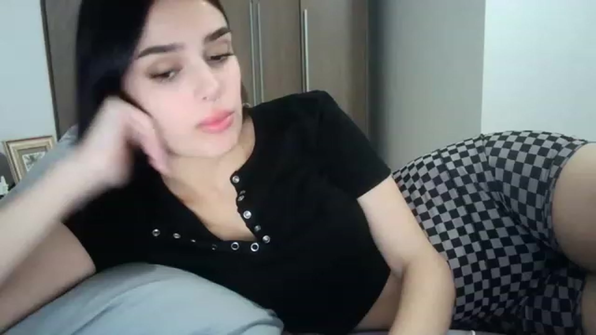 Gallery image thumbnail from ChocoPiiie_'s myfreecams stream on, 11/29/2022, 01:23 image 1 of 20