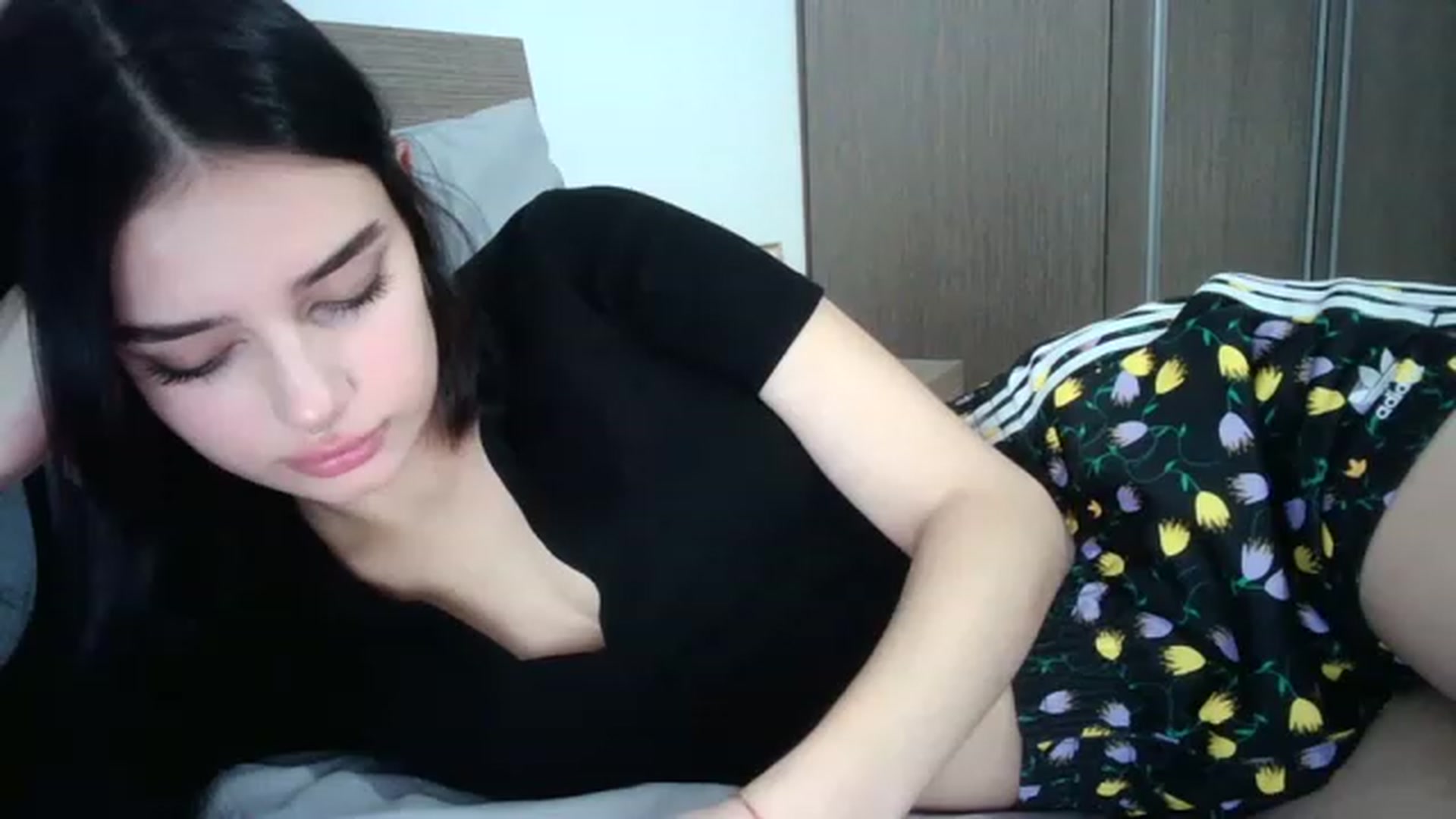 Gallery image thumbnail from ChocoPiiie_'s myfreecams stream on, 12/03/2022, 01:00 image 19 of 20