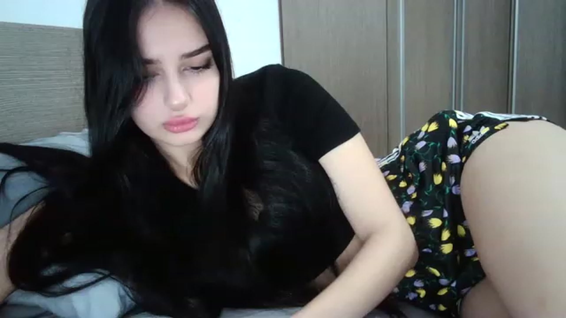 Gallery image thumbnail from ChocoPiiie_'s myfreecams stream on, 12/03/2022, 01:00 image 2 of 20