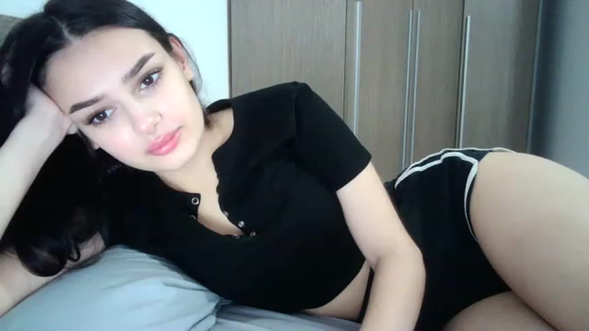 Gallery image thumbnail from ChocoPiiie_'s myfreecams stream on, 12/05/2022, 16:43 image 15 of 20