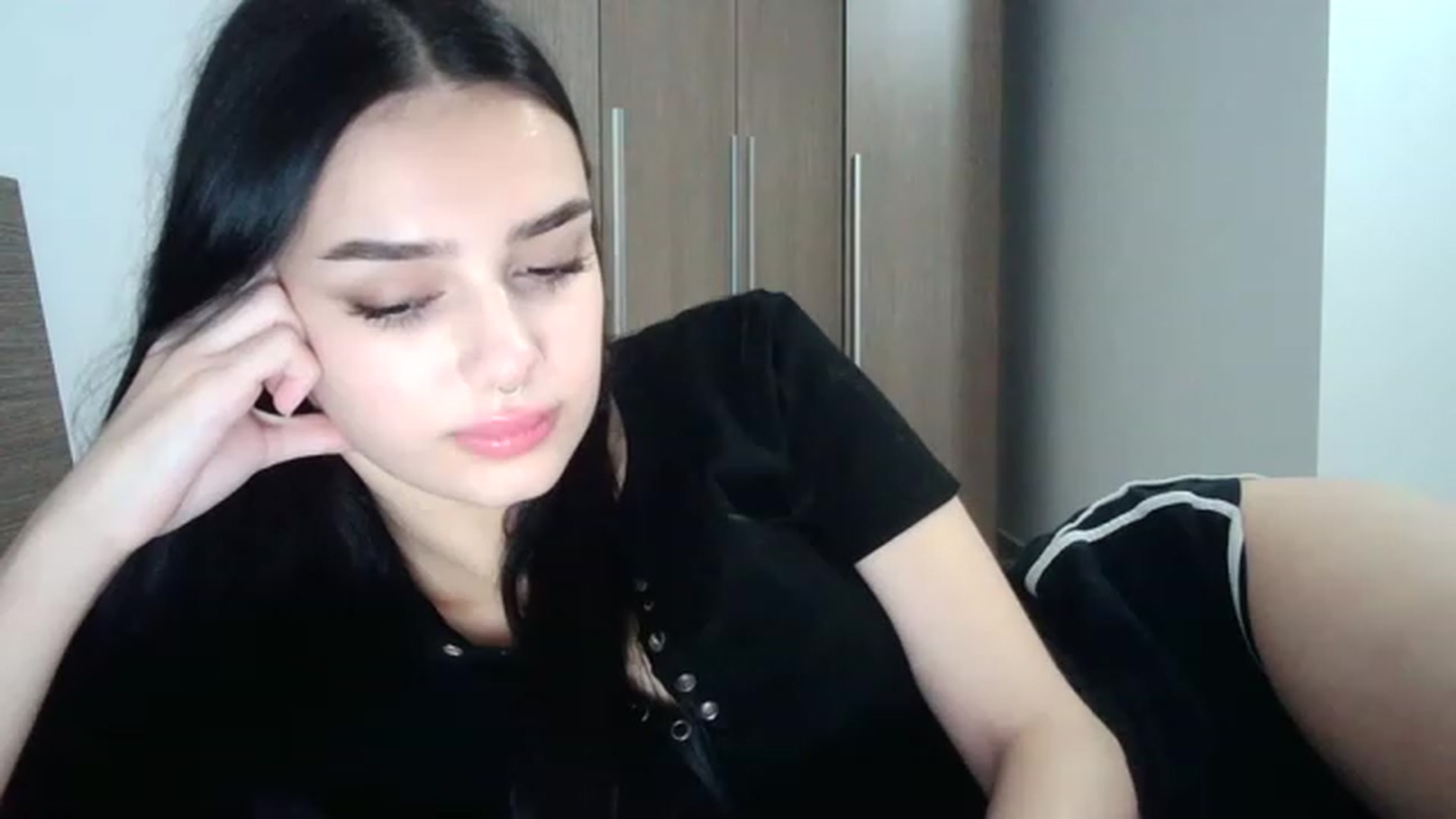 Gallery image thumbnail from ChocoPiiie_'s myfreecams stream on, 12/05/2022, 19:10 image 18 of 20