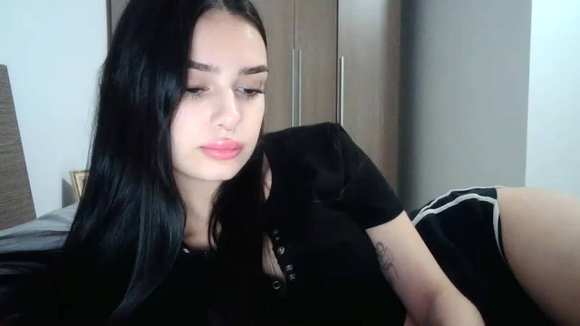 Gallery image thumbnail from ChocoPiiie_'s myfreecams stream on, 12/05/2022, 19:10 image 20 of 20