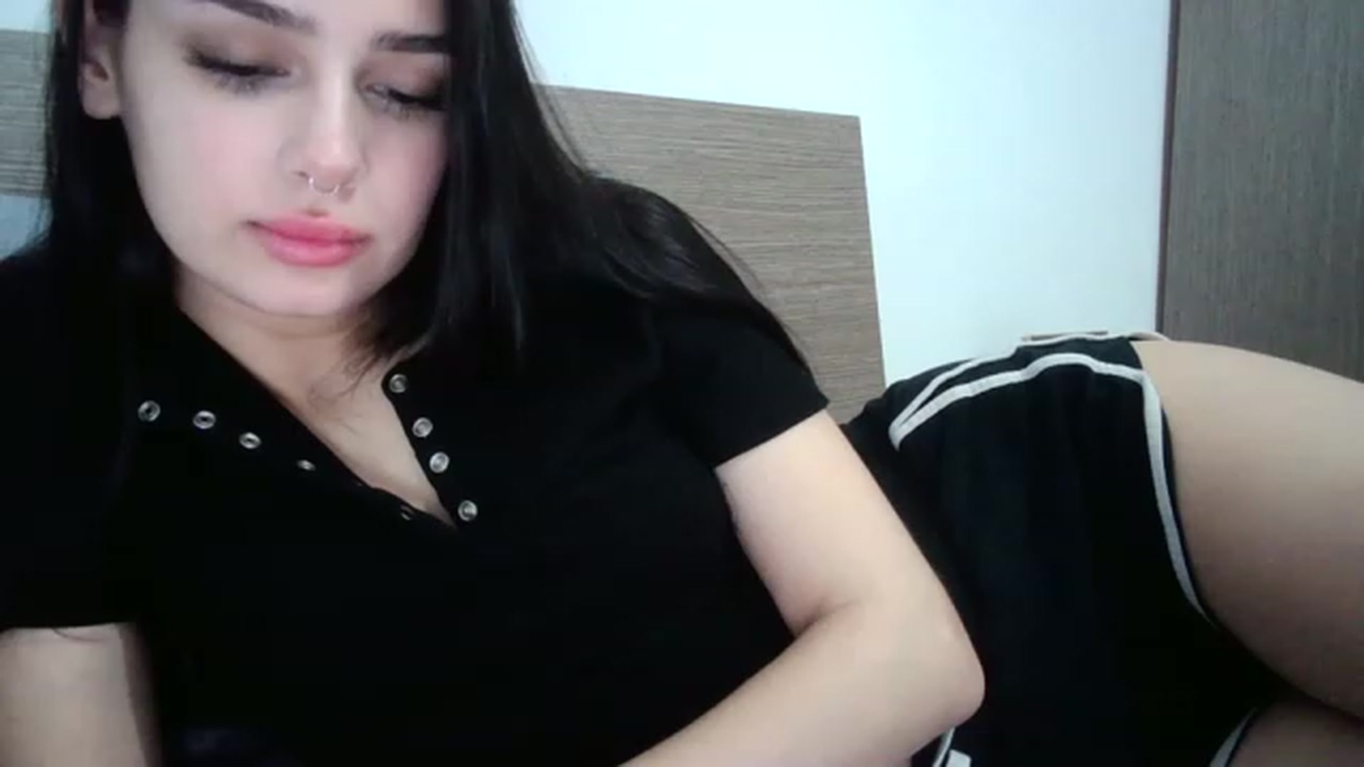 Gallery image thumbnail from ChocoPiiie_'s myfreecams stream on, 12/09/2022, 17:32 image 9 of 20