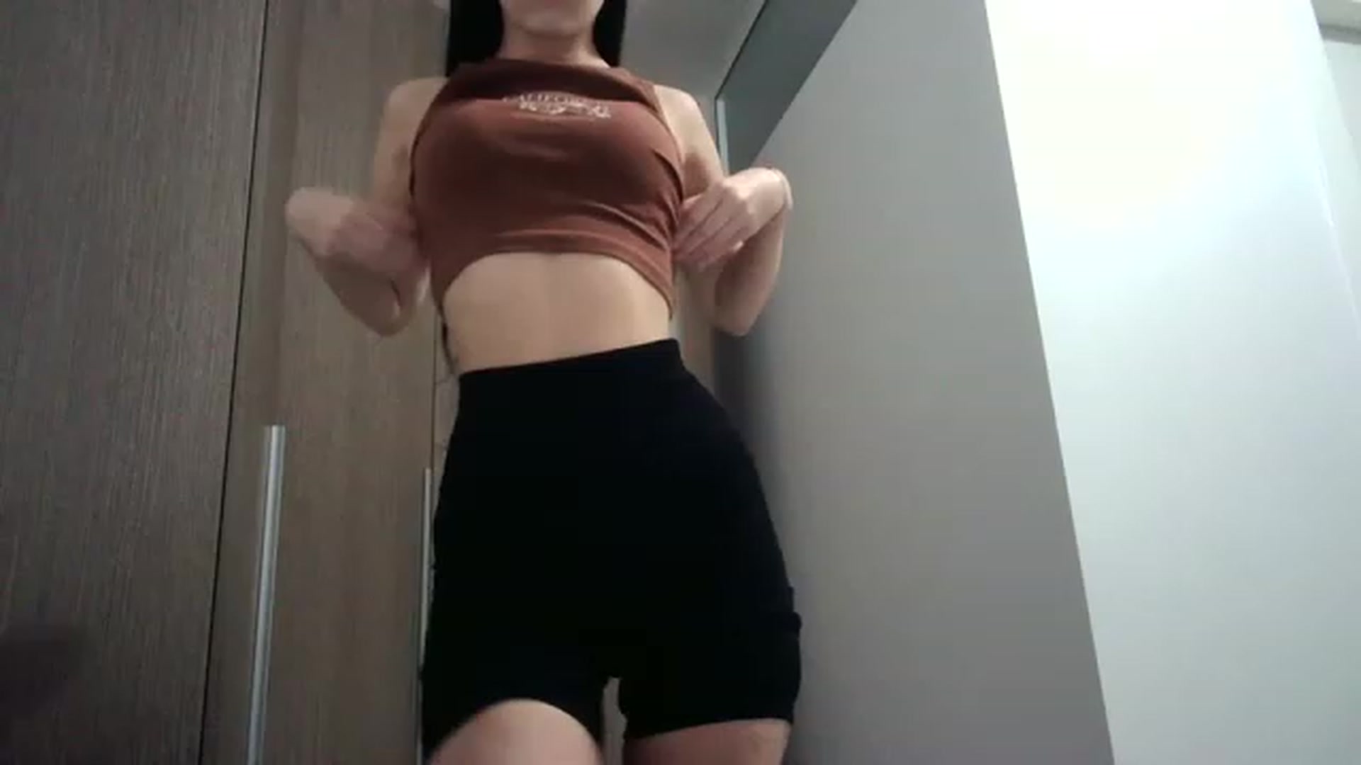Gallery image thumbnail from ChocoPiiie_'s myfreecams stream on, 12/16/2022, 01:57 image 12 of 20