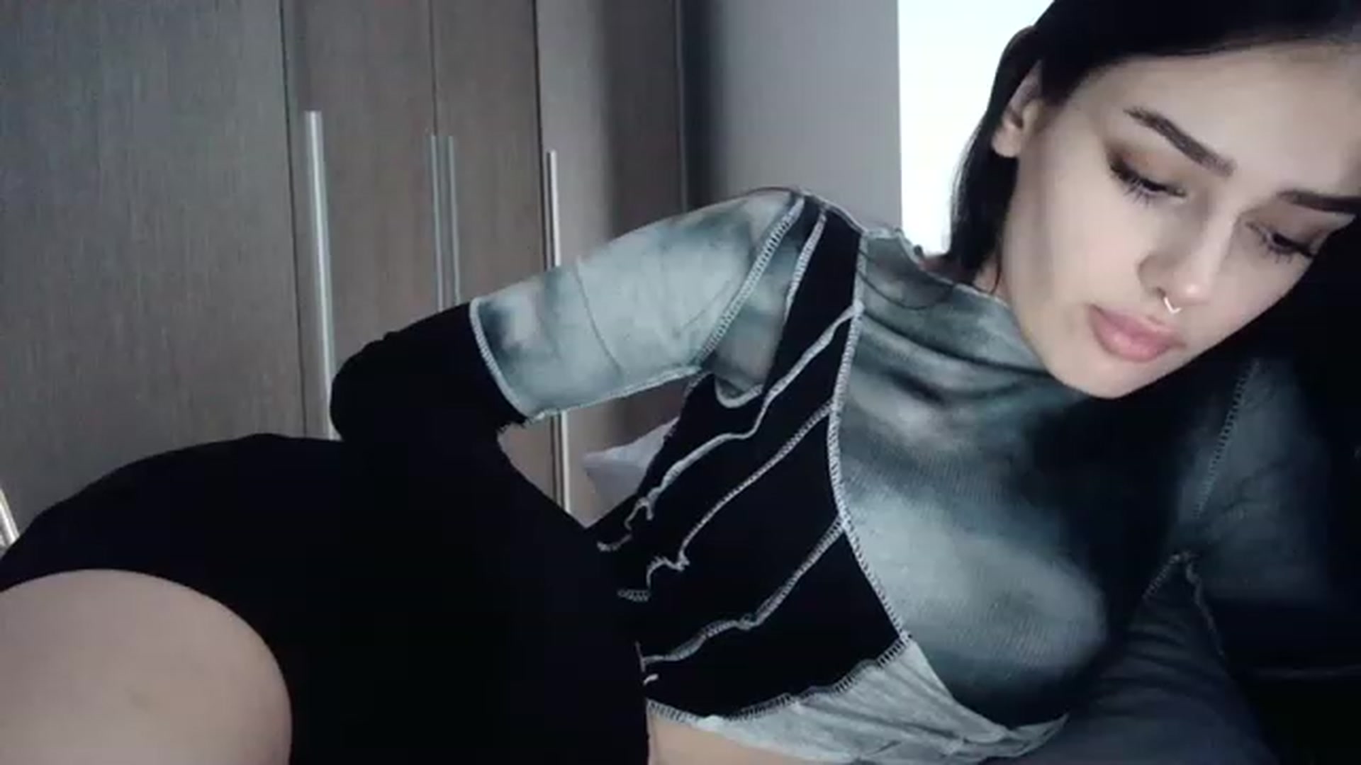 Gallery image thumbnail from ChocoPiiie_'s myfreecams stream on, 12/16/2022, 15:20 image 8 of 20