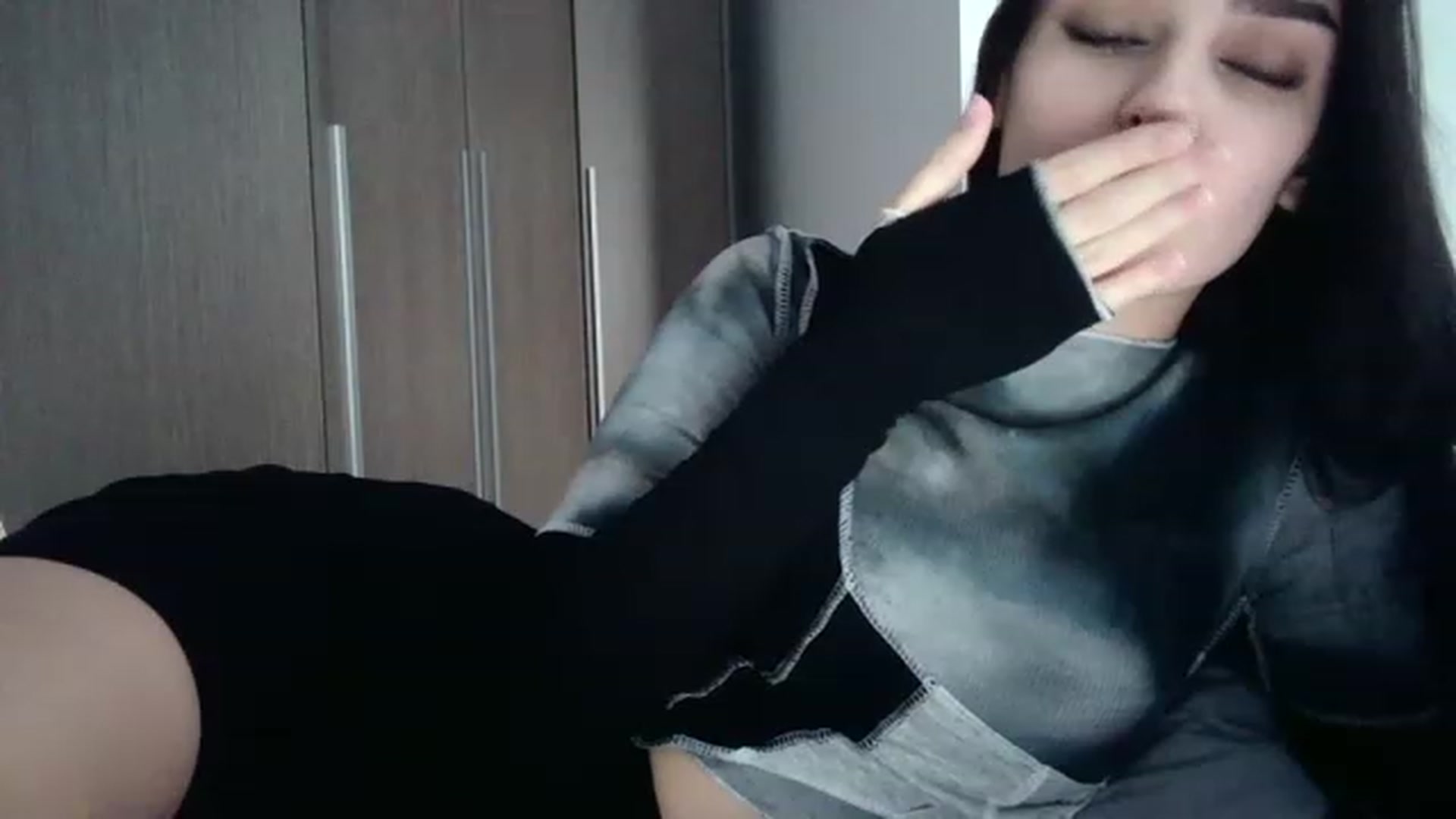 Gallery image thumbnail from ChocoPiiie_'s myfreecams stream on, 12/16/2022, 15:20 image 4 of 20