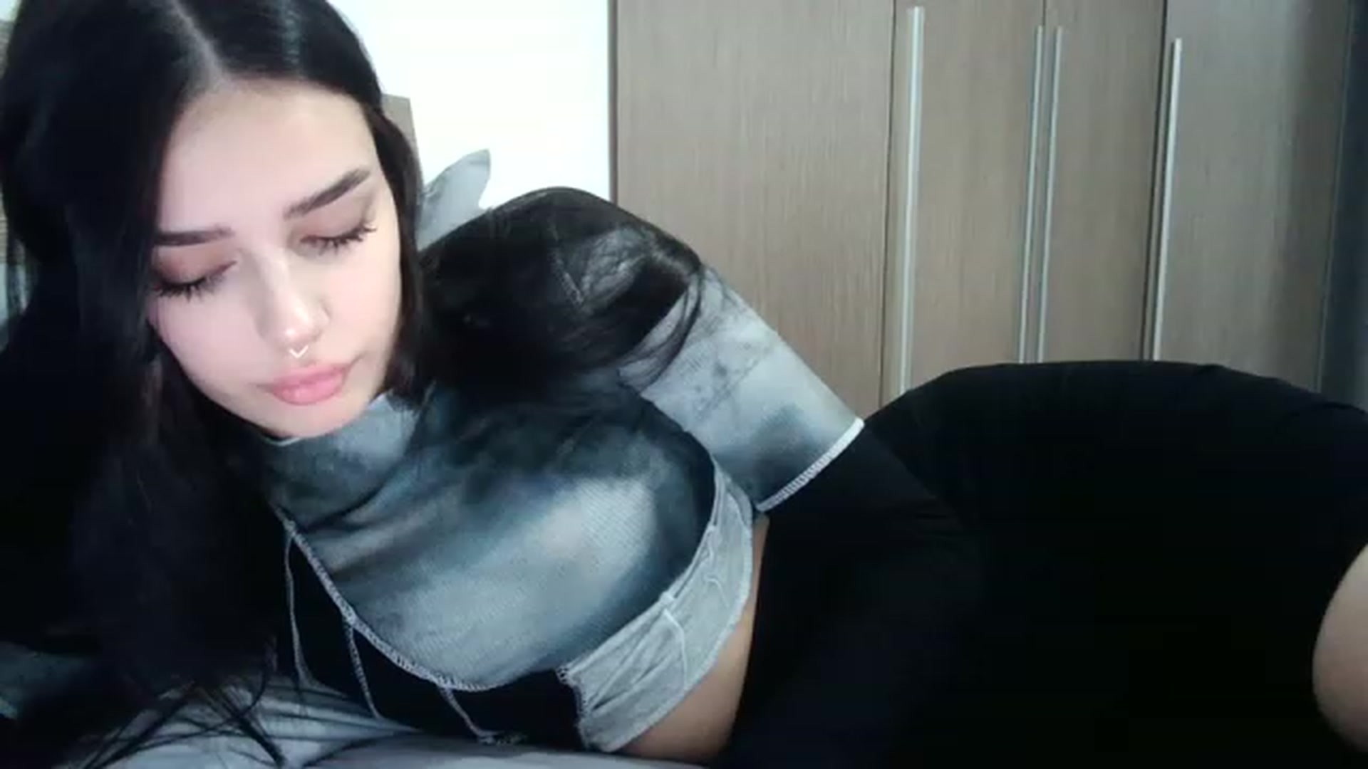 Gallery image thumbnail from ChocoPiiie_'s myfreecams stream on, 12/16/2022, 17:37 image 1 of 20