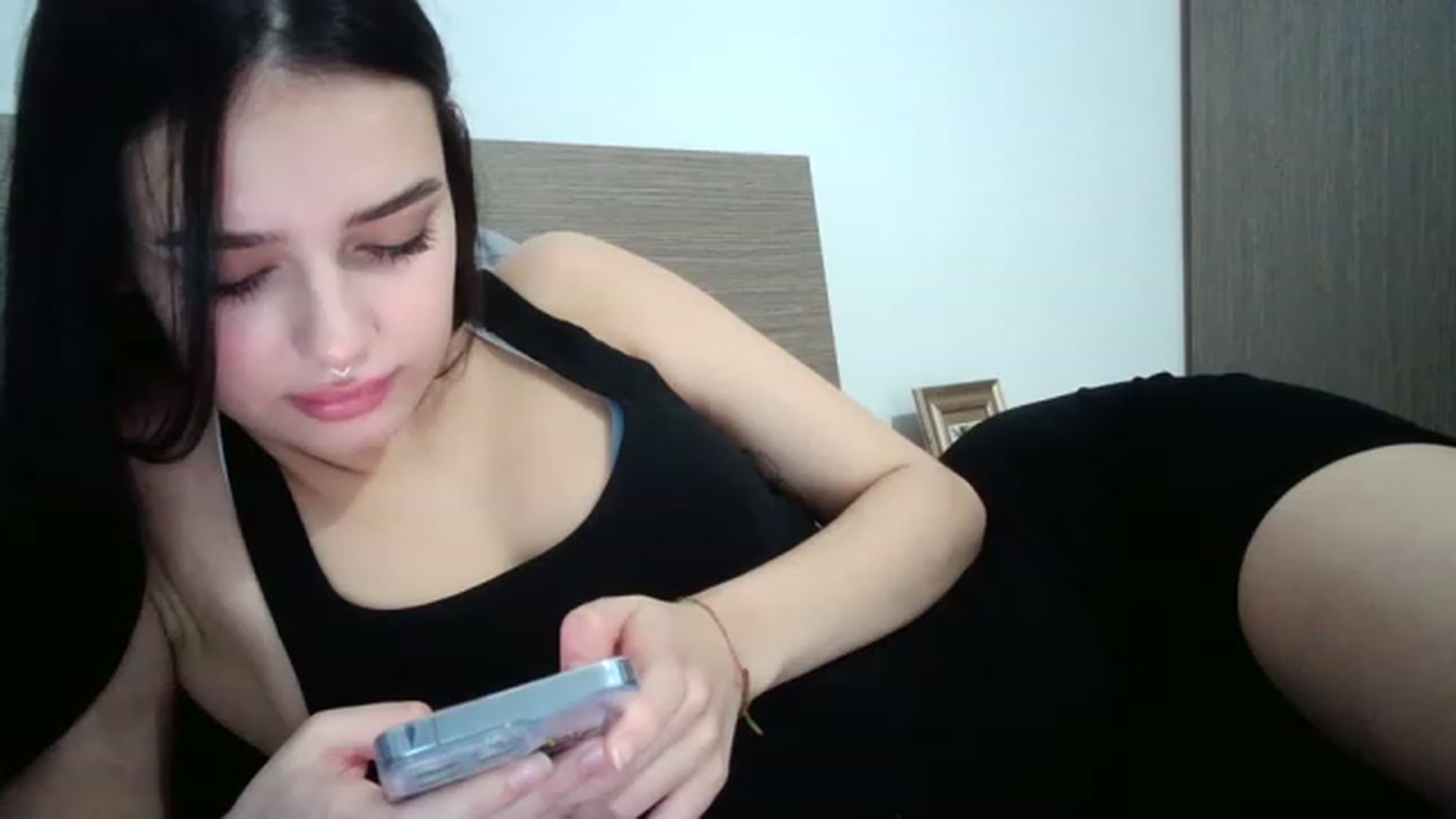 Gallery image thumbnail from ChocoPiiie_'s myfreecams stream on, 12/22/2022, 19:44 image 13 of 20