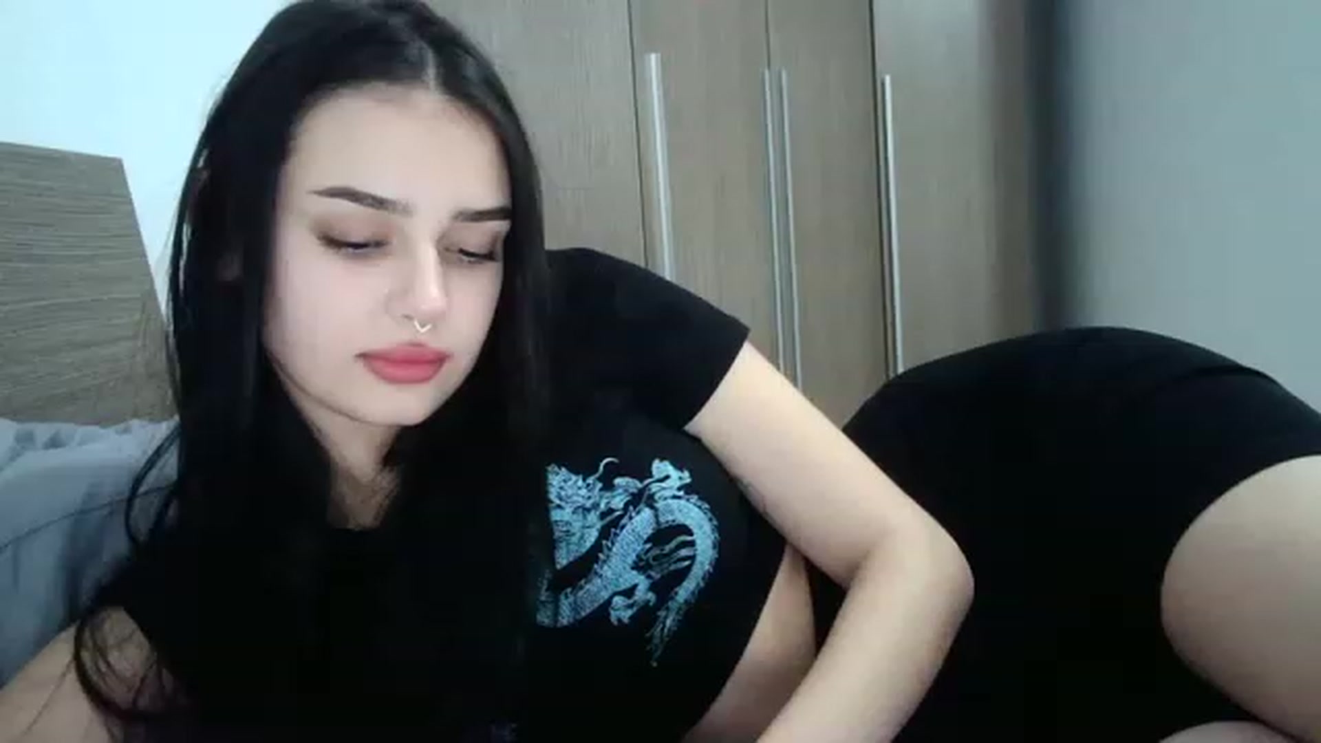 Gallery image thumbnail from ChocoPiiie_'s myfreecams stream on, 12/27/2022, 24:01 image 5 of 20