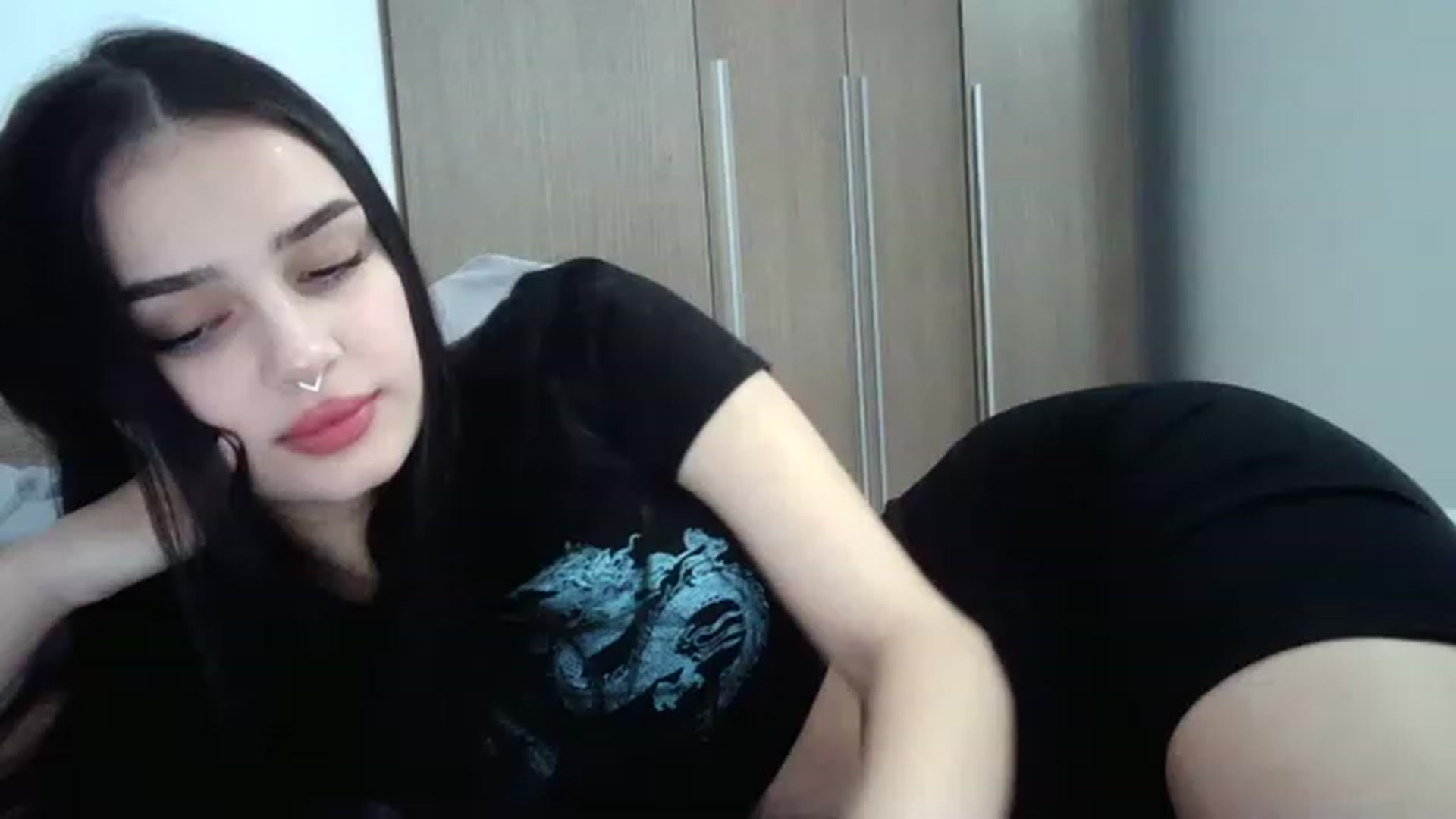 Gallery image thumbnail from ChocoPiiie_'s myfreecams stream on, 12/27/2022, 24:01 image 1 of 20