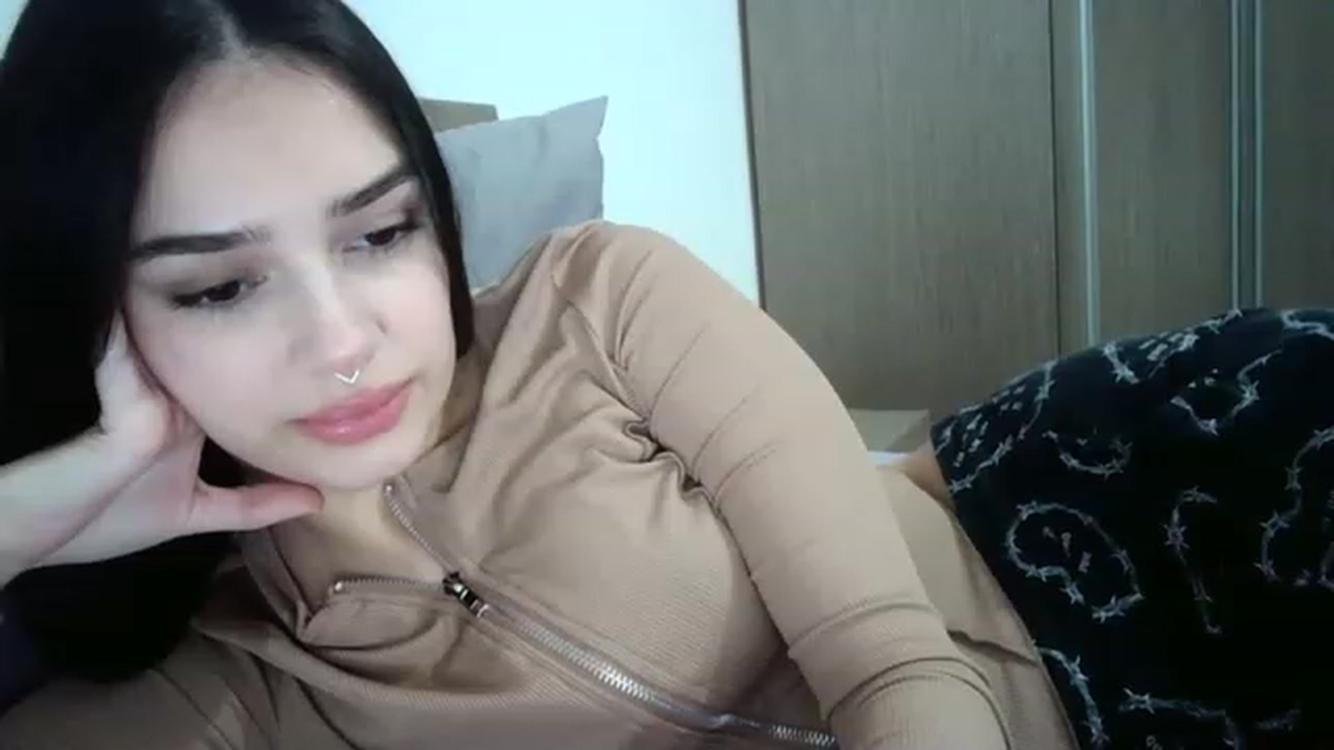 Gallery image thumbnail from ChocoPiiie_'s myfreecams stream on, 01/01/2023, 23:33 image 8 of 20