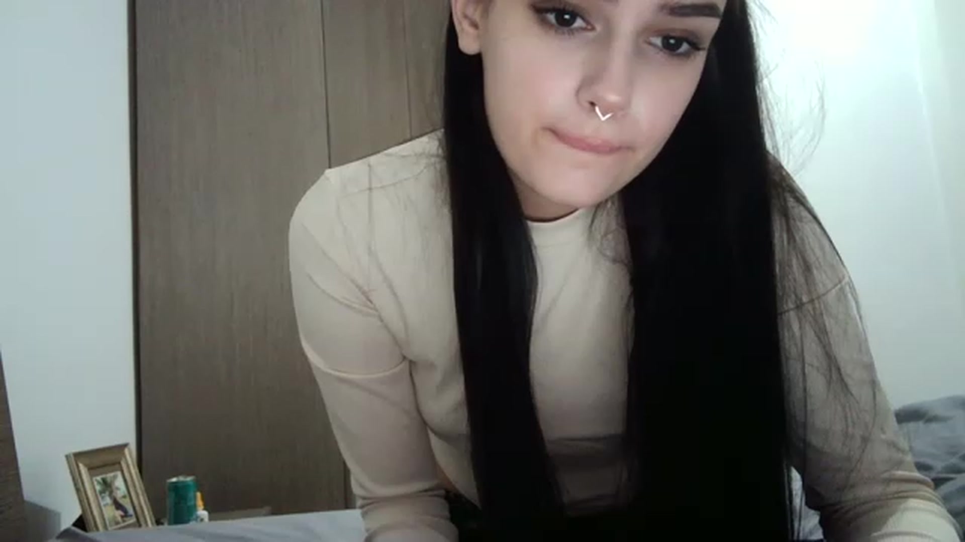 Gallery image thumbnail from ChocoPiiie_'s myfreecams stream on, 01/04/2023, 02:35 image 16 of 20