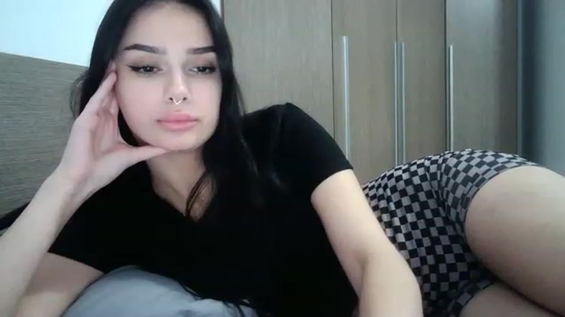 Gallery image thumbnail from ChocoPiiie_'s myfreecams stream on, 01/08/2023, 23:09 image 12 of 20