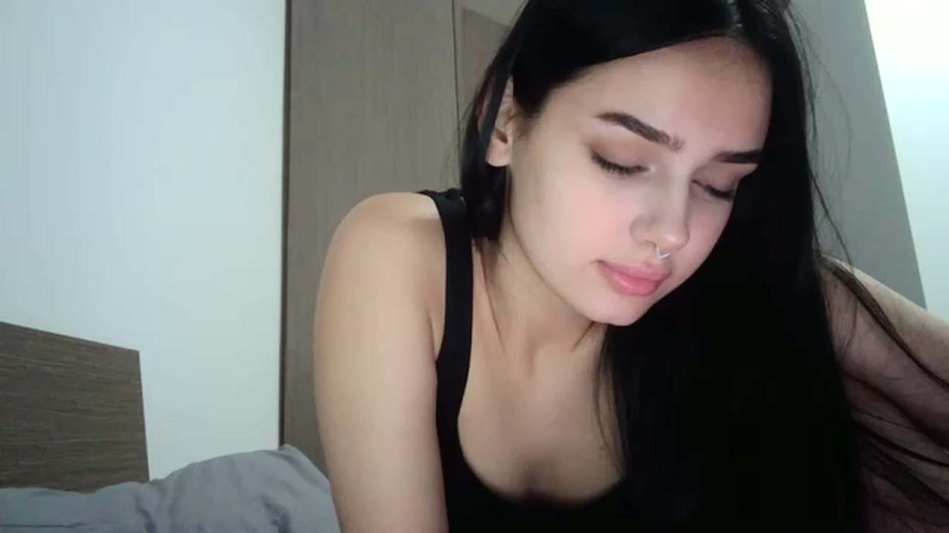 Gallery image thumbnail from ChocoPiiie_'s myfreecams stream on, 01/10/2023, 02:17 image 20 of 20