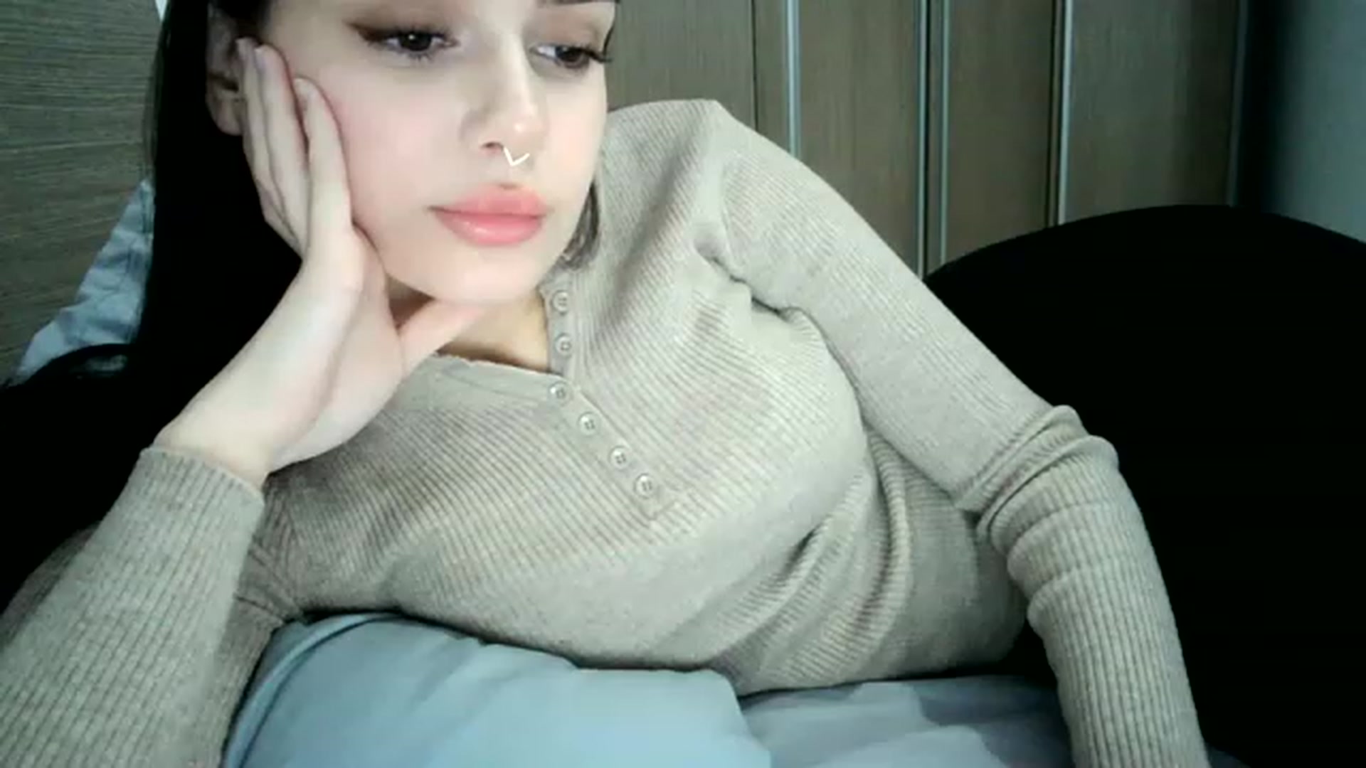 Gallery image thumbnail from ChocoPiiie_'s myfreecams stream on, 01/30/2023, 01:21 image 12 of 20