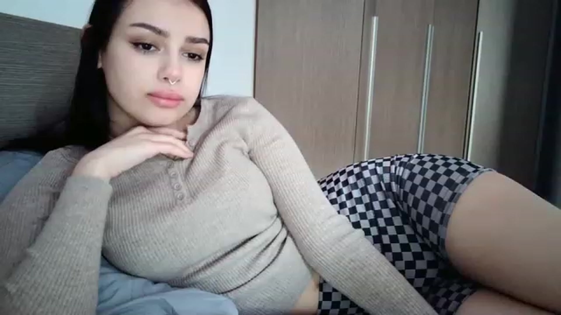 Gallery image thumbnail from ChocoPiiie_'s myfreecams stream on, 02/06/2023, 07:38 image 4 of 20