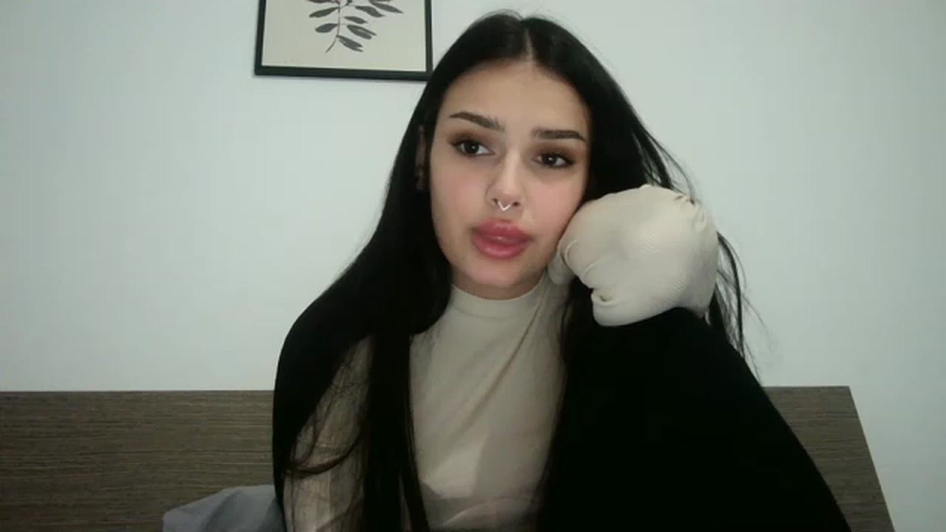 Gallery image thumbnail from ChocoPiiie_'s myfreecams stream on, 02/13/2023, 02:32 image 10 of 20