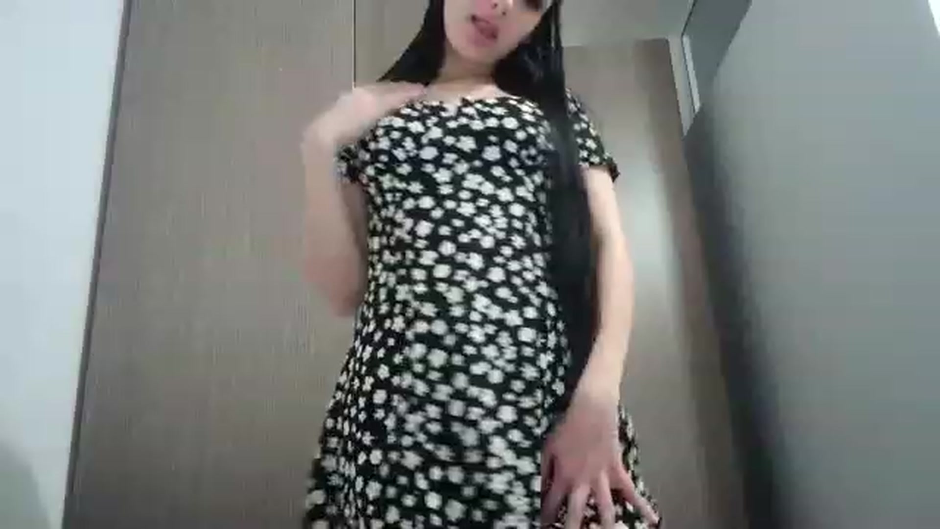 Gallery image thumbnail from ChocoPiiie_'s myfreecams stream on, 02/13/2023, 05:52 image 7 of 20