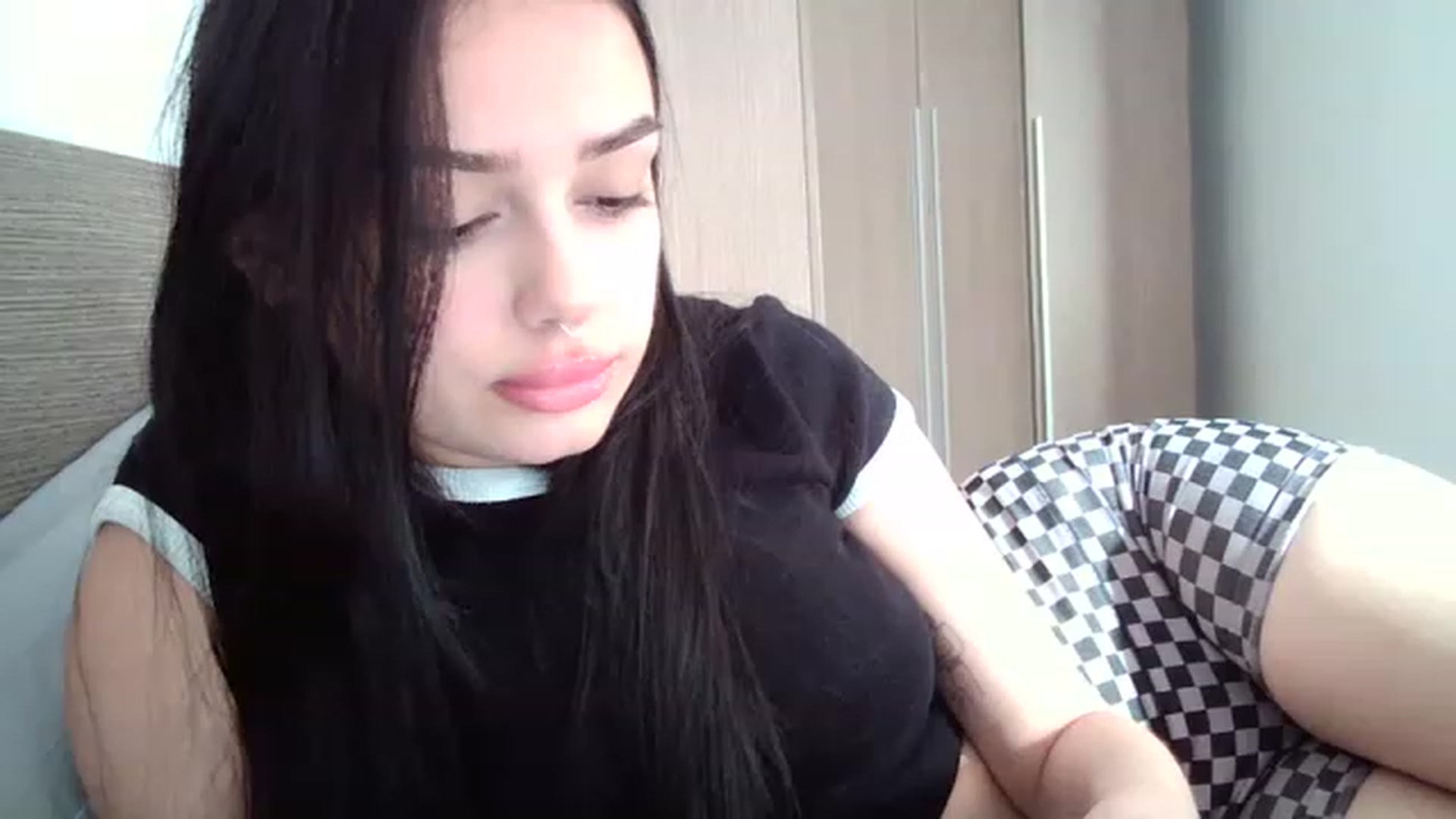 Gallery image thumbnail from ChocoPiiie_'s myfreecams stream on, 02/24/2023, 08:01 image 7 of 20