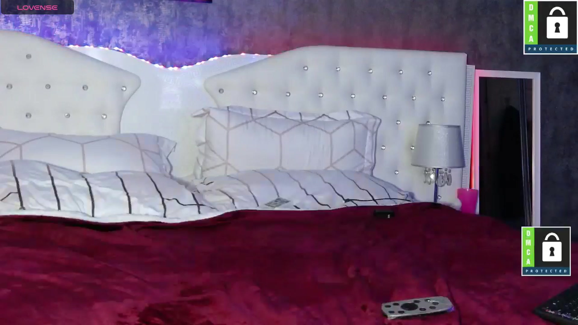 Gallery image thumbnail from ChocolatePnk's myfreecams stream on, 04/13/2026, 03:39 image 16 of 20