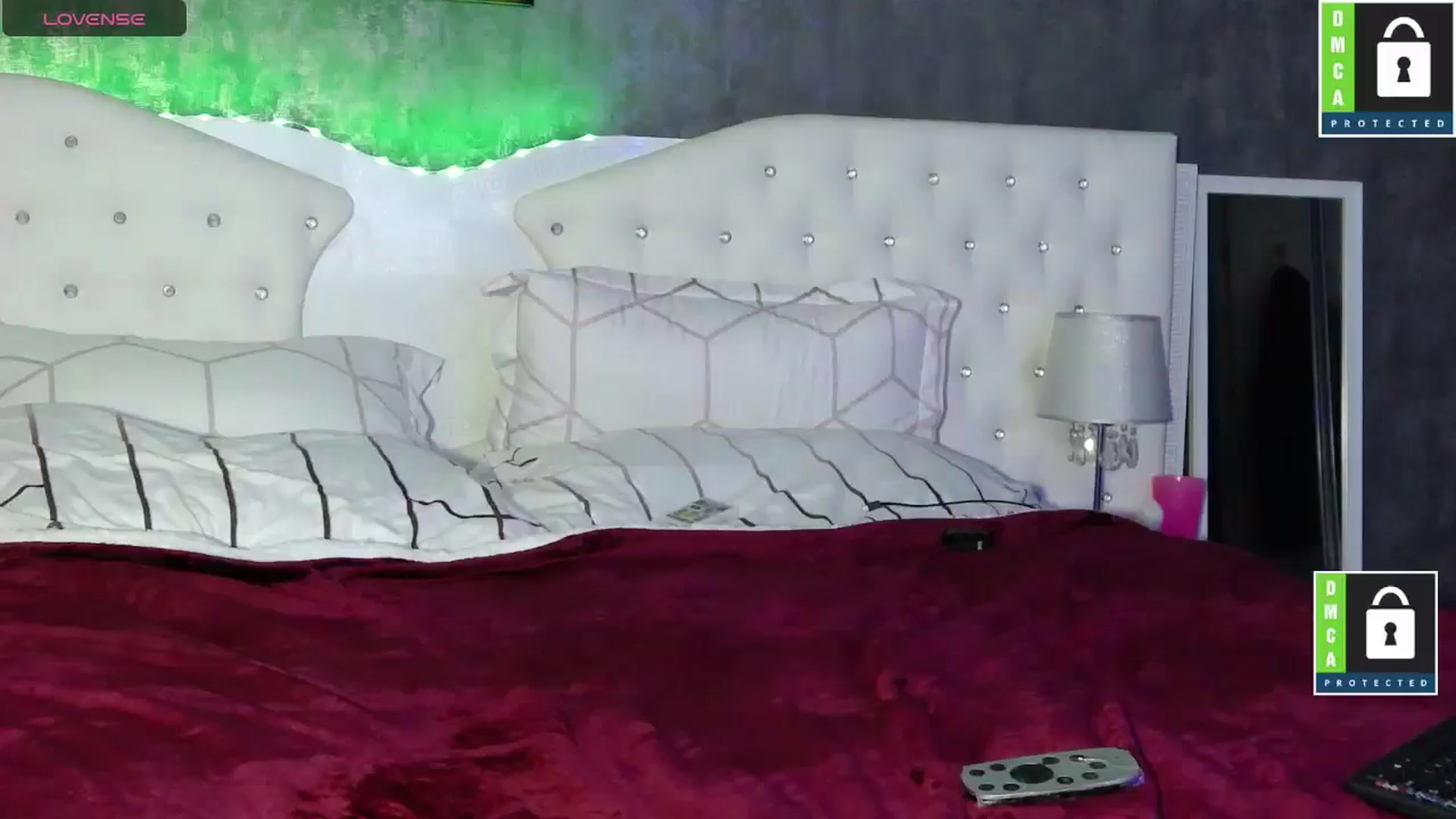 Gallery image thumbnail from ChocolatePnk's myfreecams stream on, 04/13/2026, 03:39 image 15 of 20
