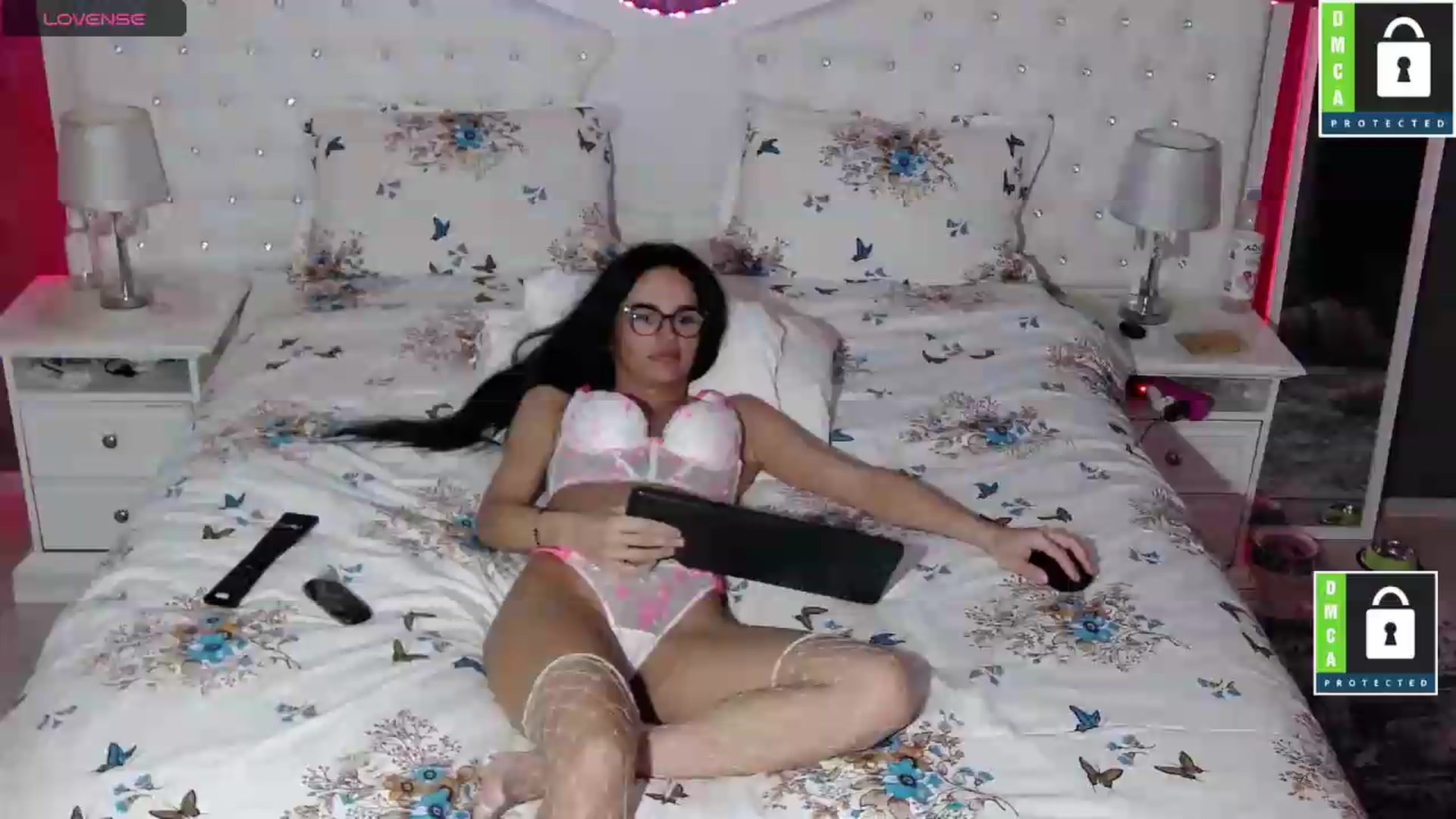 Gallery image thumbnail from ChocolatePnk's myfreecams stream on, 05/07/2026, 23:29 image 15 of 20