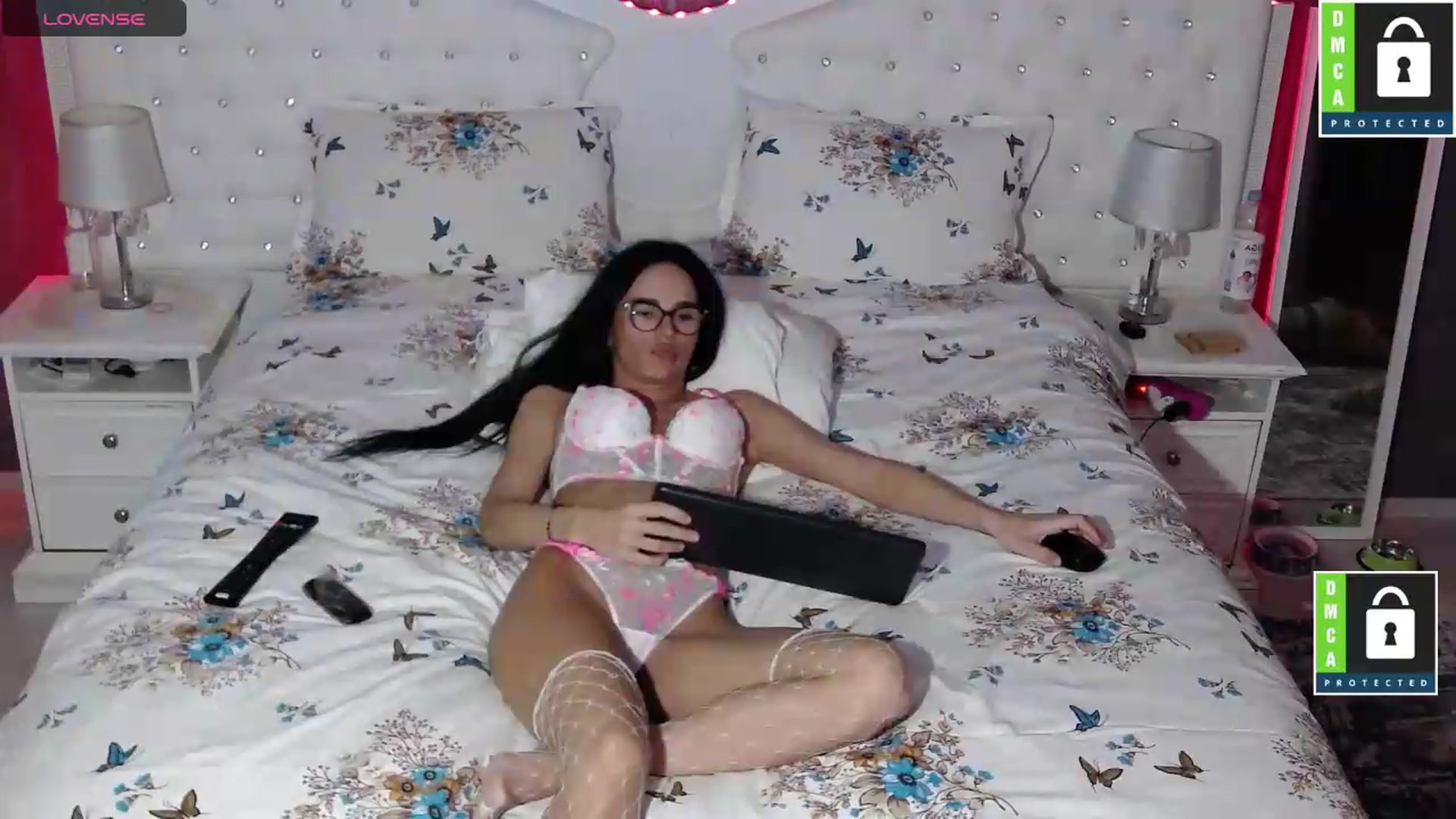 Gallery image thumbnail from ChocolatePnk's myfreecams stream on, 05/07/2026, 23:29 image 11 of 20