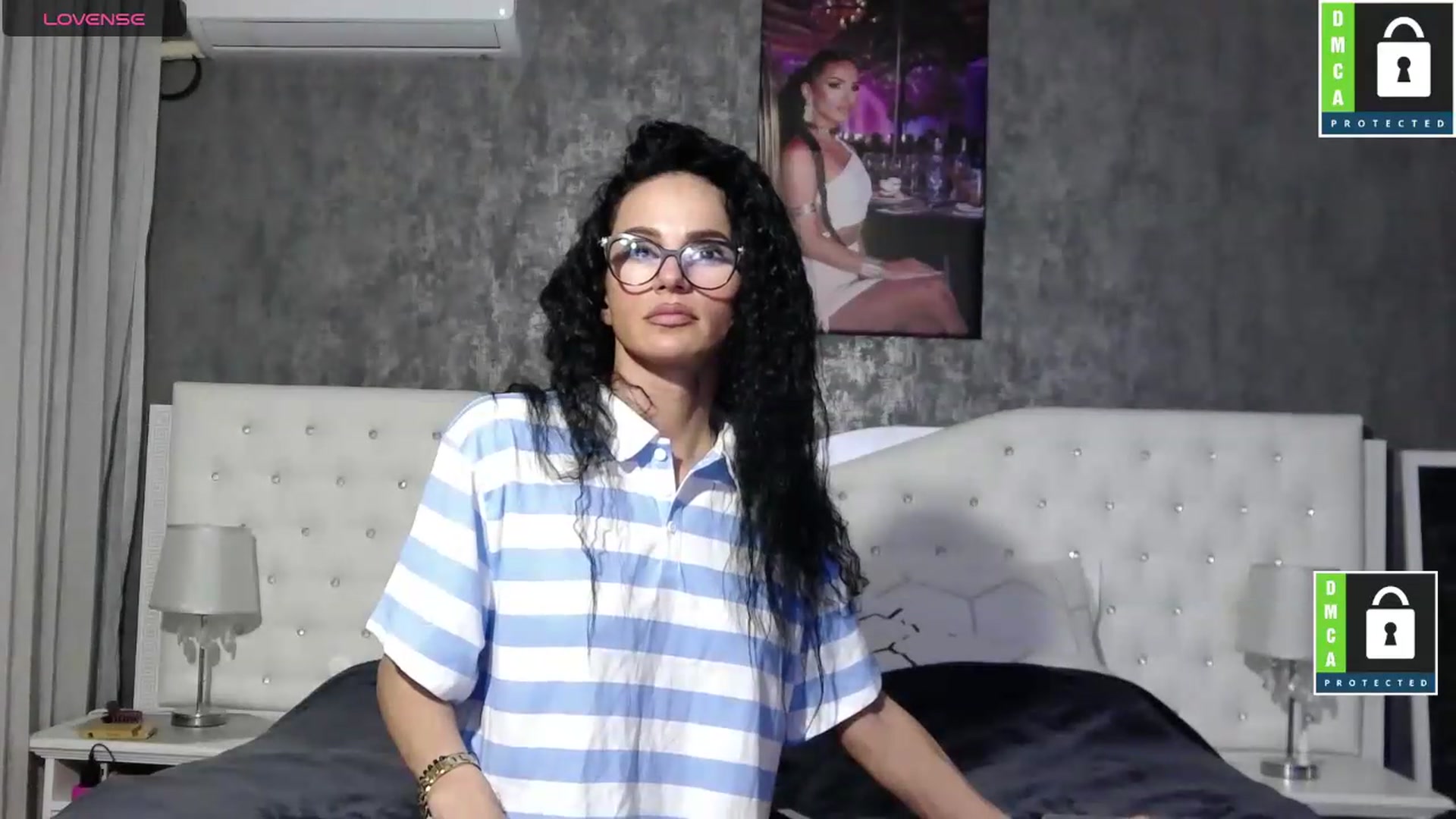 Gallery image thumbnail from ChocolatePnk's myfreecams stream on, 05/26/2026, 01:53 image 17 of 20