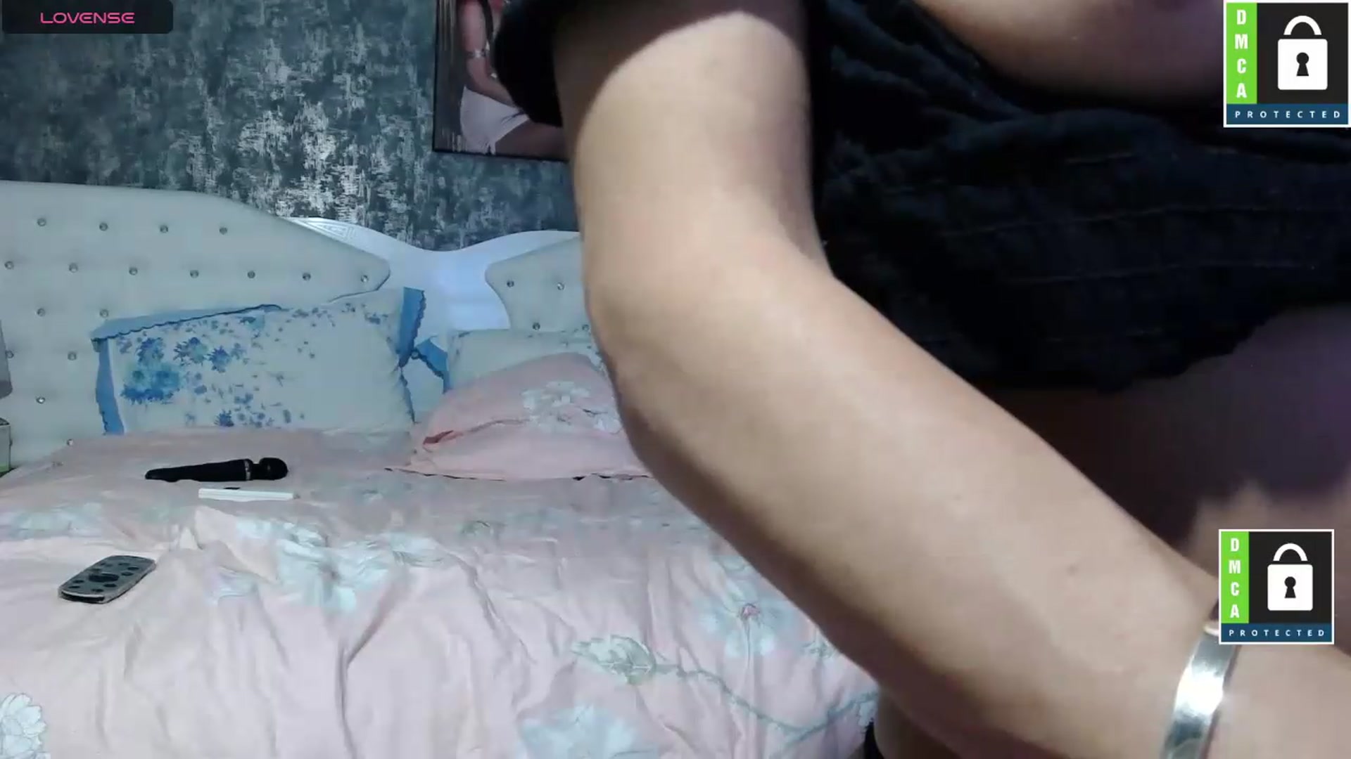 Gallery image thumbnail from ChocolatePnk's myfreecams stream on, 07/22/2026, 02:43 image 11 of 20