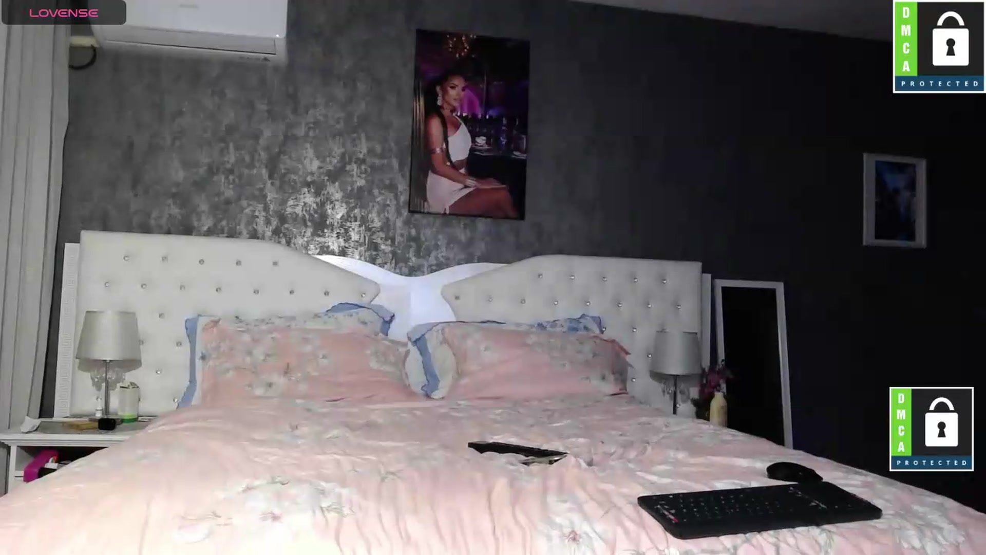 Gallery image thumbnail from ChocolatePnk's myfreecams stream on, 07/23/2026, 24:11 image 12 of 20