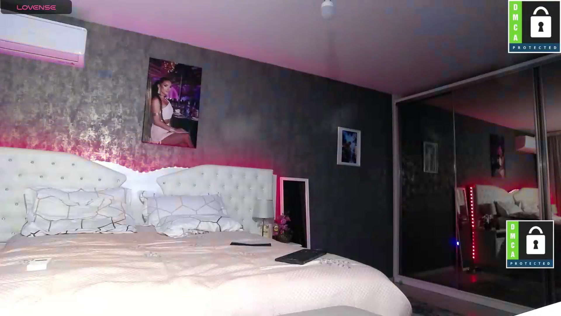 Gallery image thumbnail from ChocolatePnk's myfreecams stream on, 08/13/2026, 23:57 image 13 of 20
