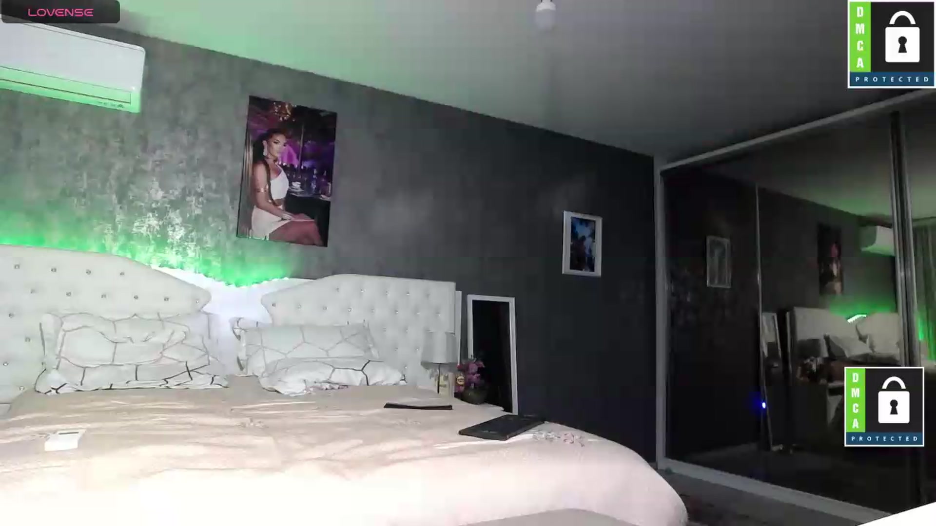 Gallery image thumbnail from ChocolatePnk's myfreecams stream on, 08/13/2026, 23:57 image 8 of 20