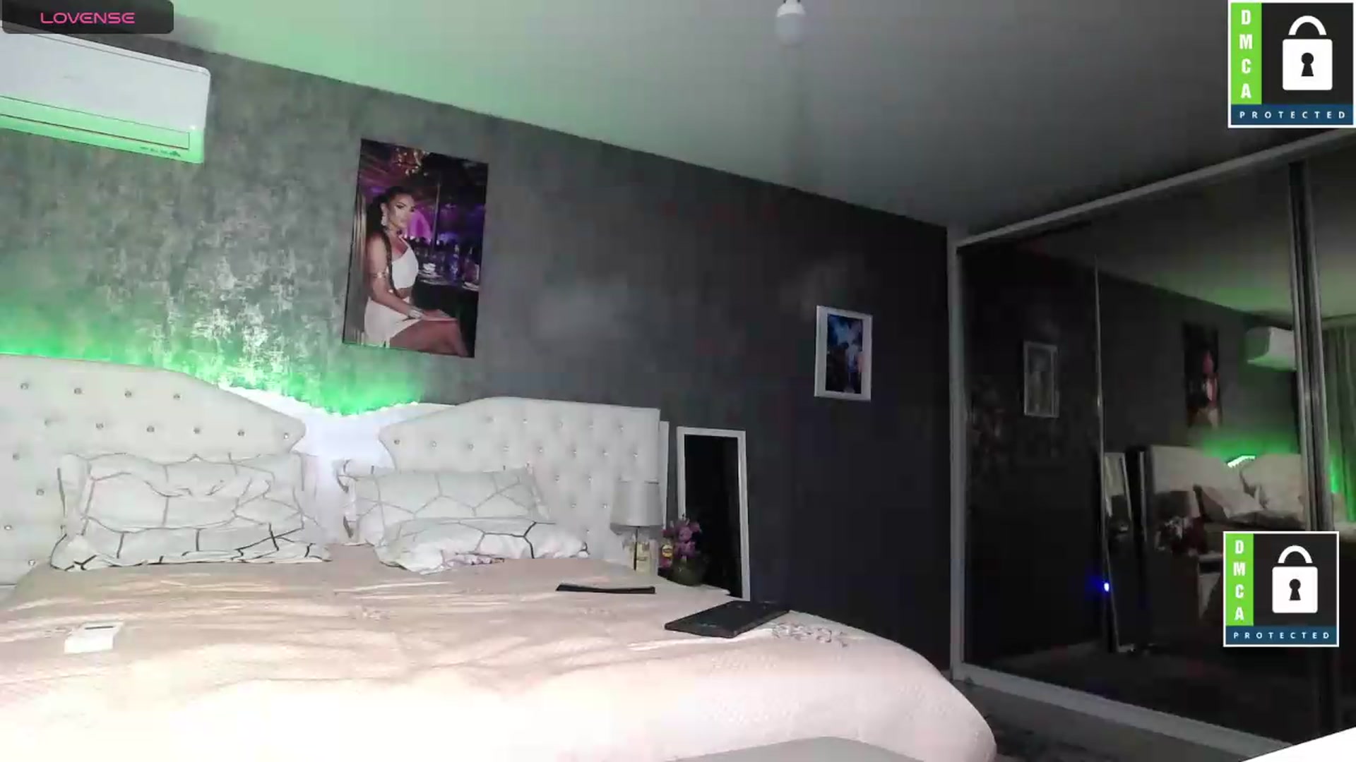 Gallery image thumbnail from ChocolatePnk's myfreecams stream on, 08/13/2026, 23:57 image 7 of 20
