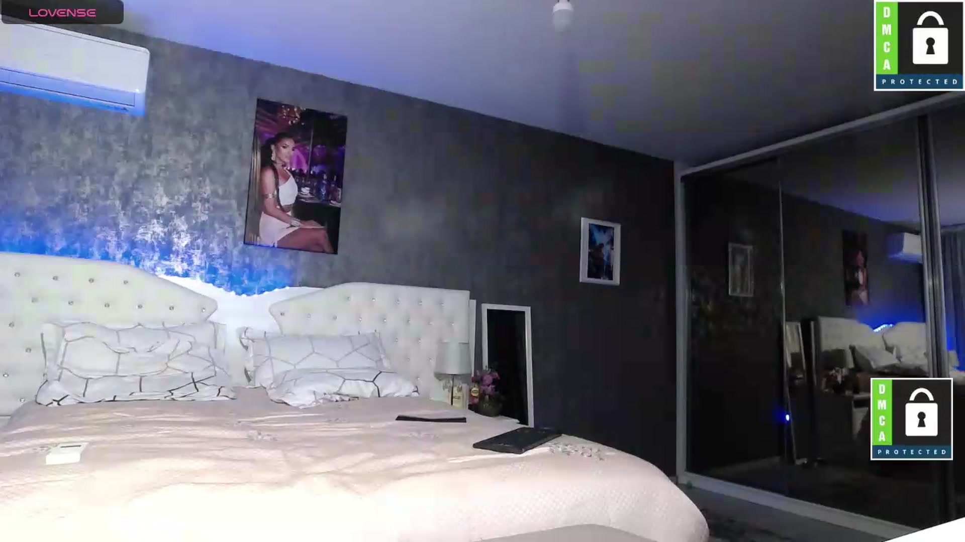Gallery image thumbnail from ChocolatePnk's myfreecams stream on, 08/13/2026, 23:57 image 6 of 20