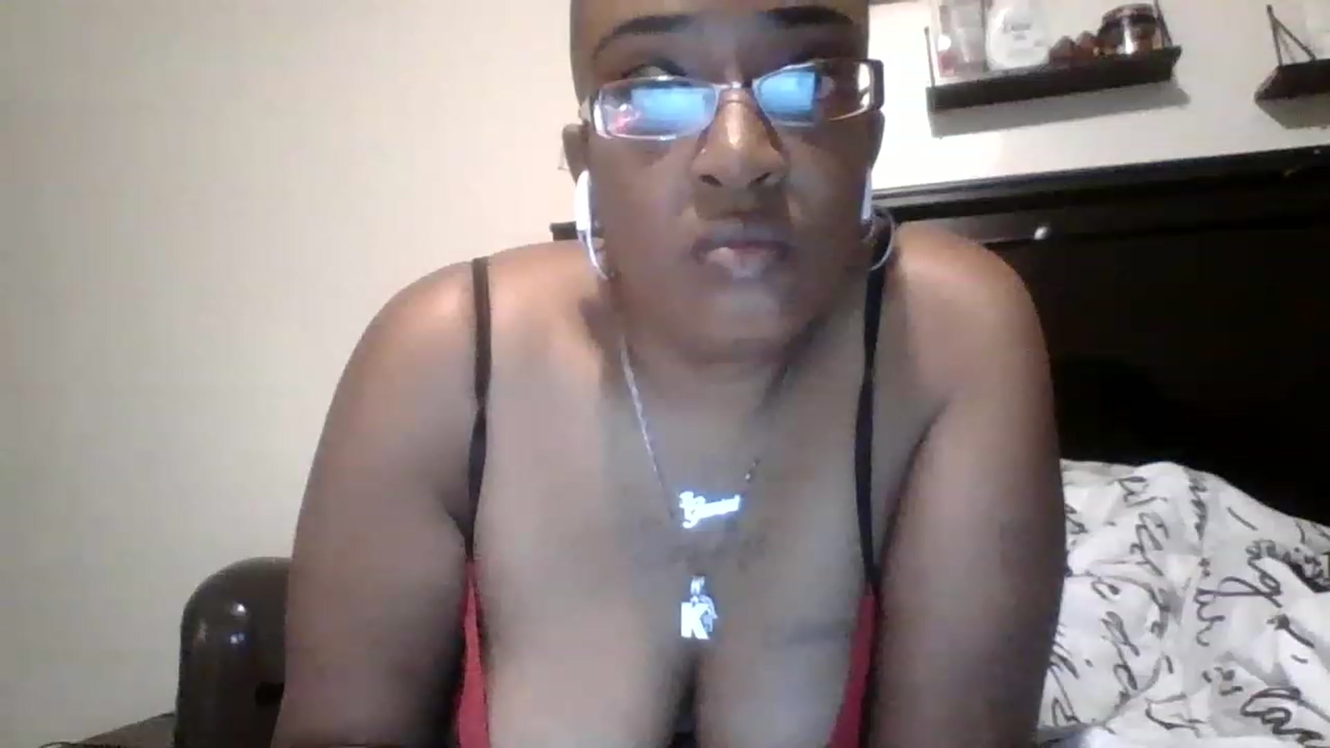 Gallery image thumbnail from Chocolatek79's myfreecams stream on, 11/23/2022, 04:40 image 14 of 20