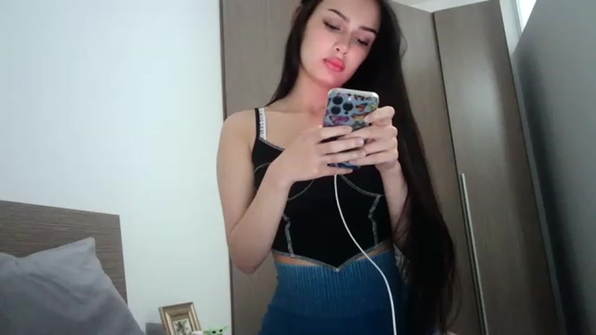 Gallery image thumbnail from Chocoo_'s myfreecams stream on, 04/28/2023, 18:03 image 14 of 20