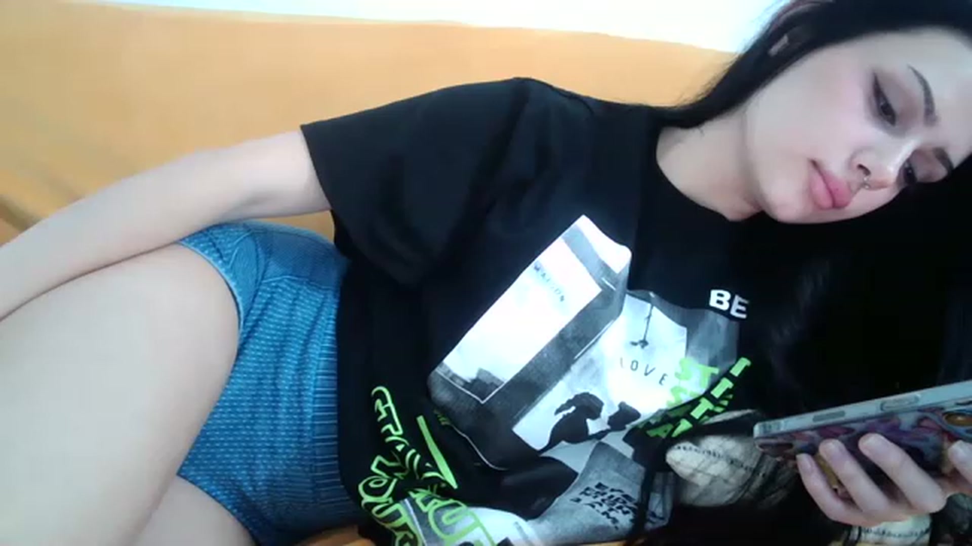 Gallery image thumbnail from Chocoo_'s myfreecams stream on, 05/15/2023, 16:46 image 5 of 20