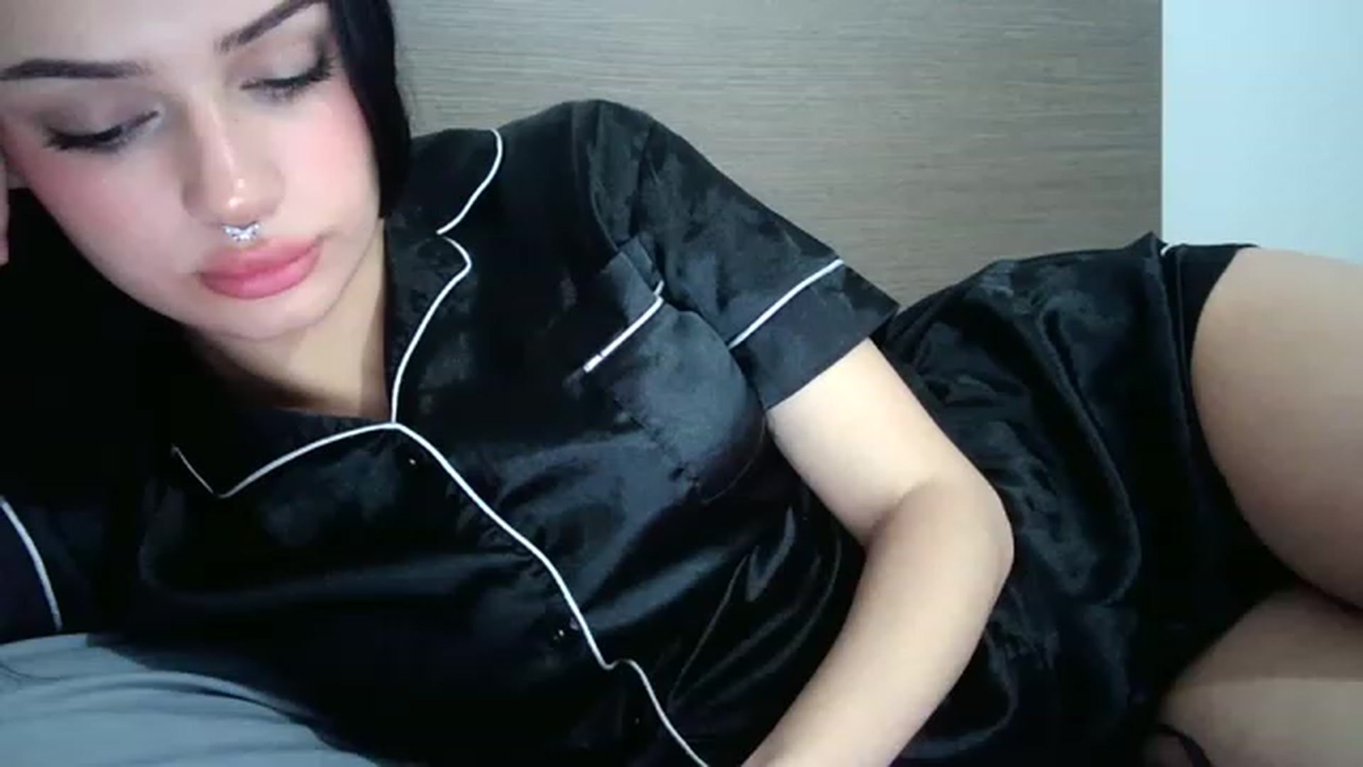 Gallery image thumbnail from Chocoo_'s myfreecams stream on, 05/29/2023, 24:52 image 16 of 20