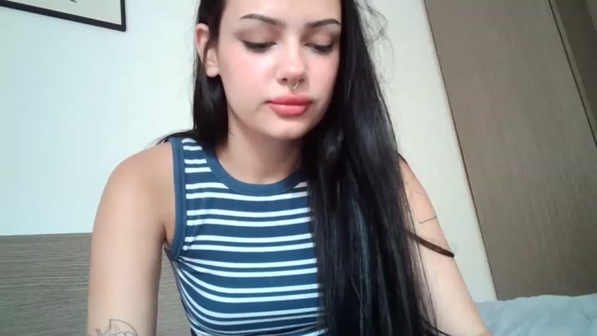 Gallery image thumbnail from Chocoo_'s myfreecams stream on, 06/18/2023, 07:40 image 16 of 20
