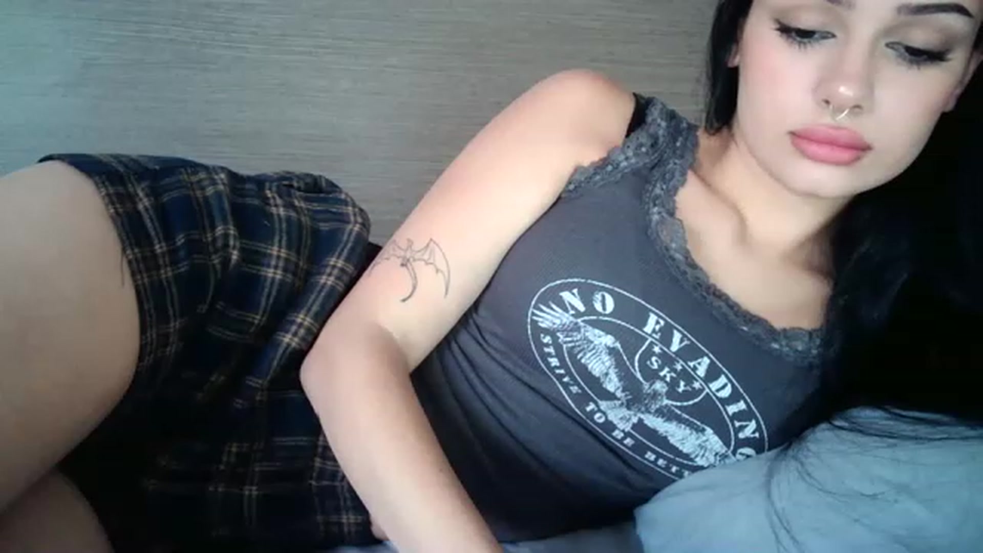 Gallery image thumbnail from Chocoo_'s myfreecams stream on, 06/24/2023, 18:10 image 14 of 20