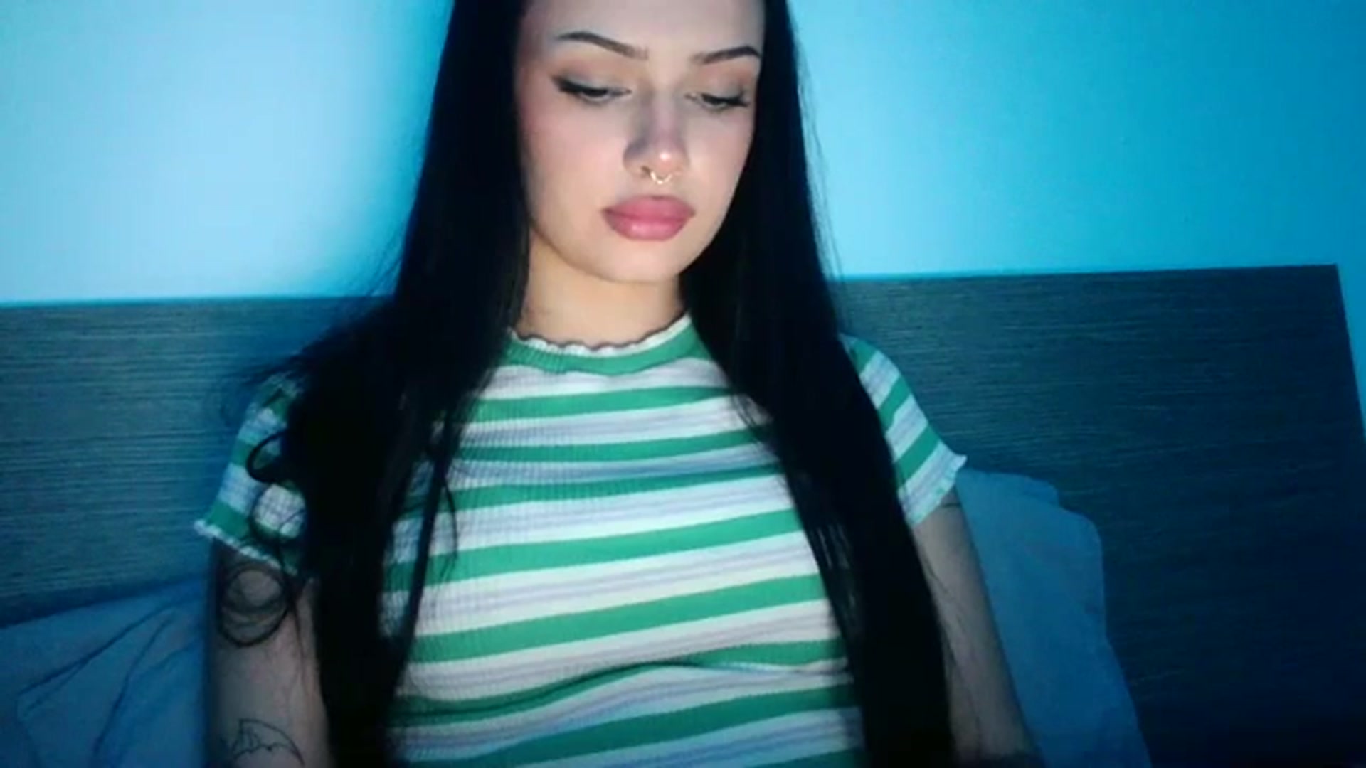 Gallery image thumbnail from Chocoo_'s myfreecams stream on, 07/04/2023, 22:42 image 16 of 20