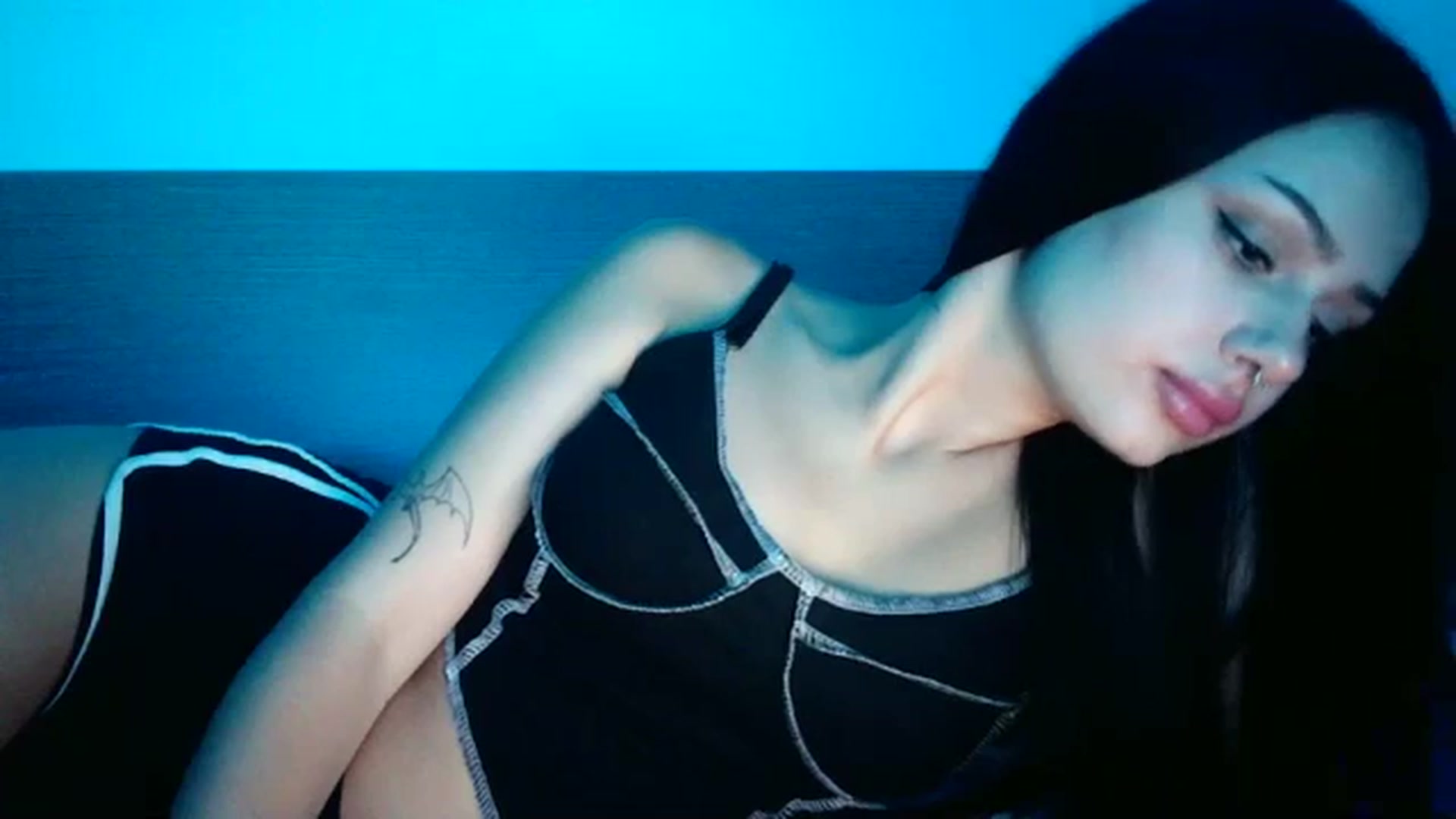 Gallery image thumbnail from Chocoo_'s myfreecams stream on, 07/10/2023, 22:03 image 18 of 20