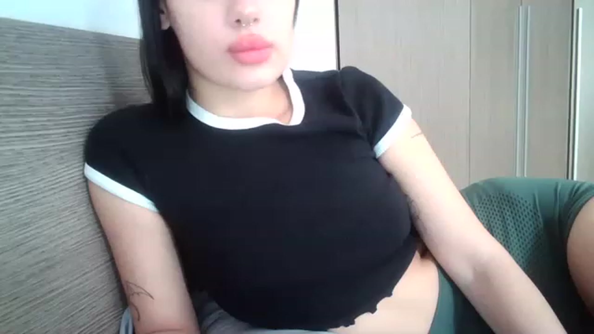 Gallery image thumbnail from Chocoo_'s myfreecams stream on, 07/28/2023, 07:35 image 16 of 20